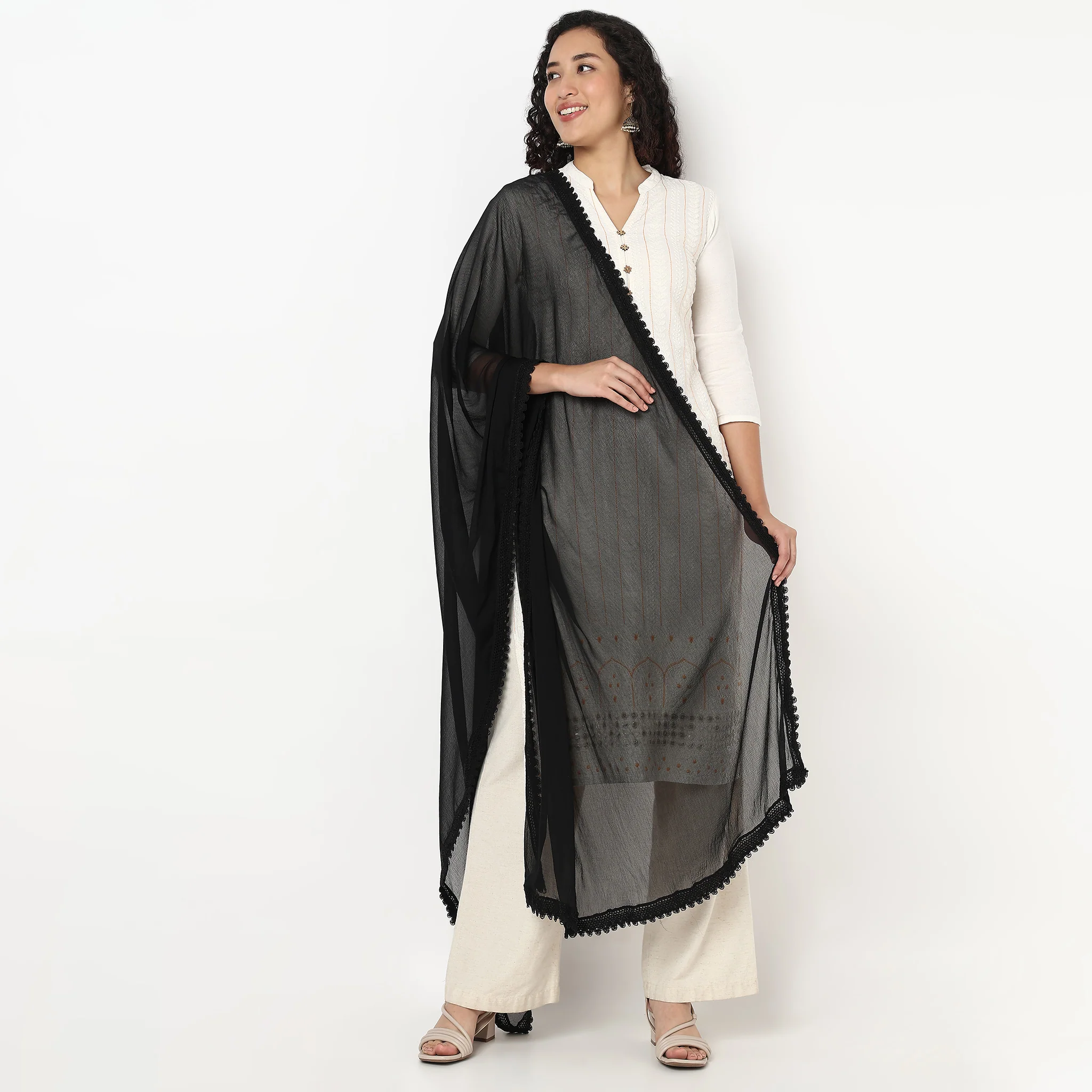 4 Side Lace Chiffon Dupatta - Image 10