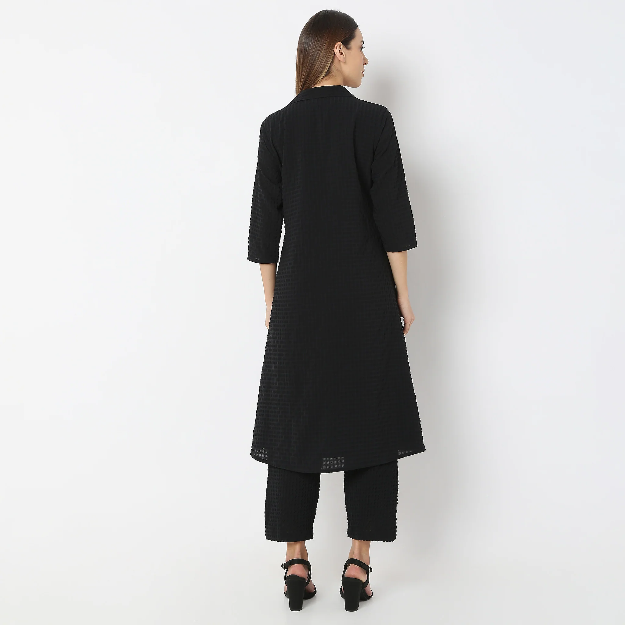 A-Line Centre Box Pleat Kurta With Short Collar And Pant Set - Image 3