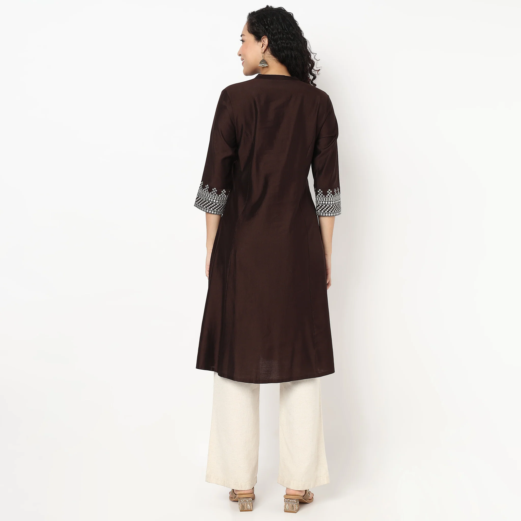 A-Line Embroidered Flared Kurta - Image 3