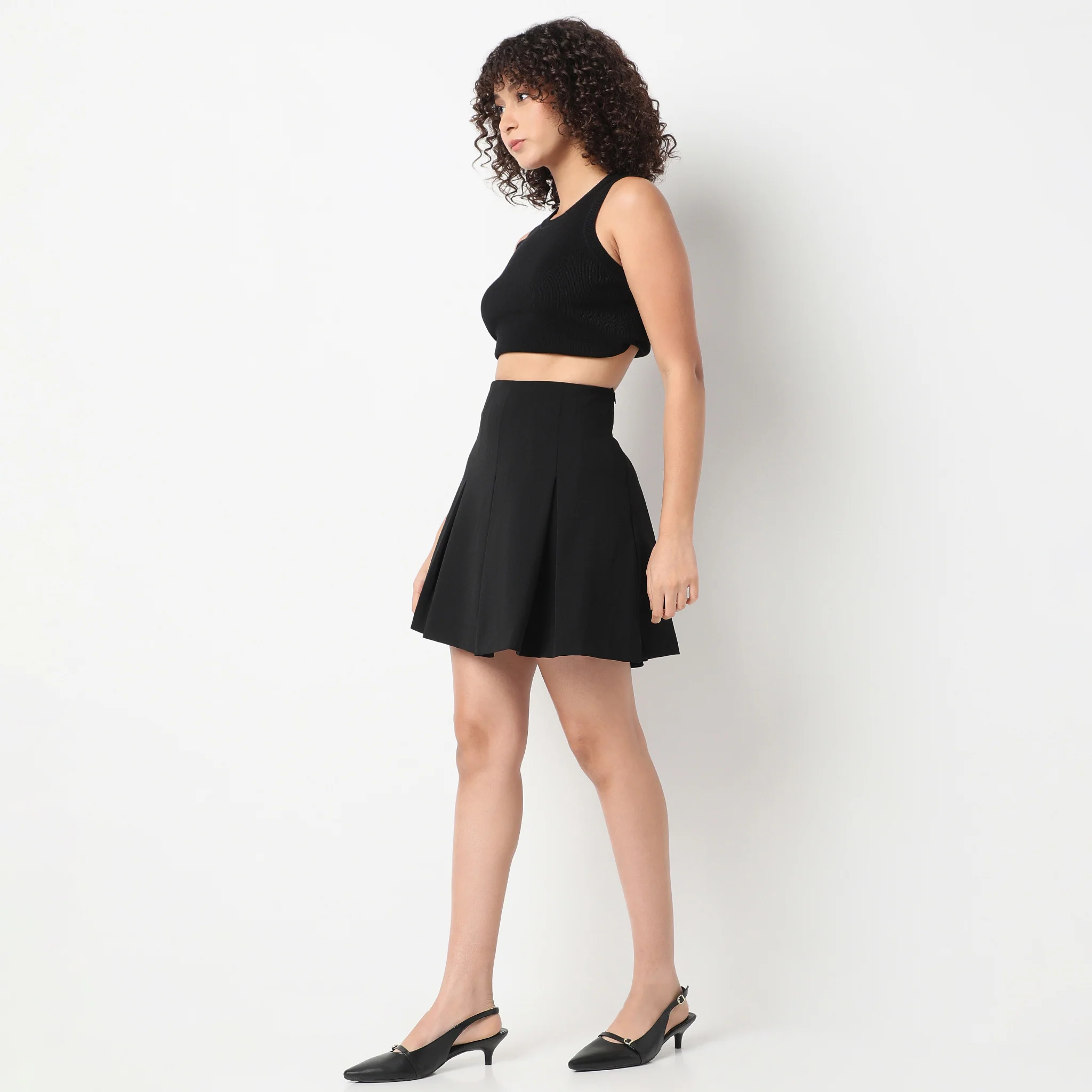 Above Knee High Rise Pleated Flared Skirt - Image 4