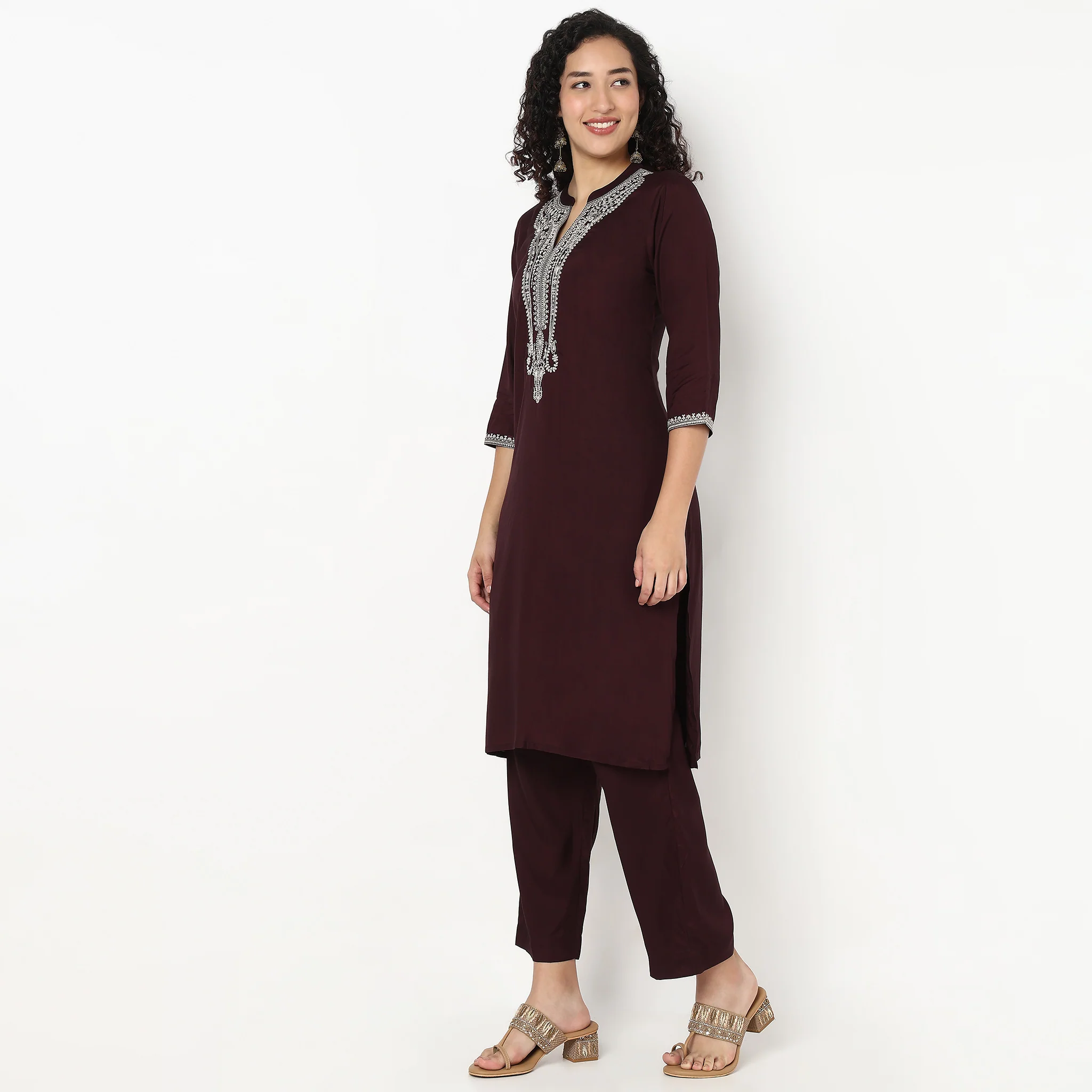 Band Collar Embroidered Kurta and Pant Set - Image 5