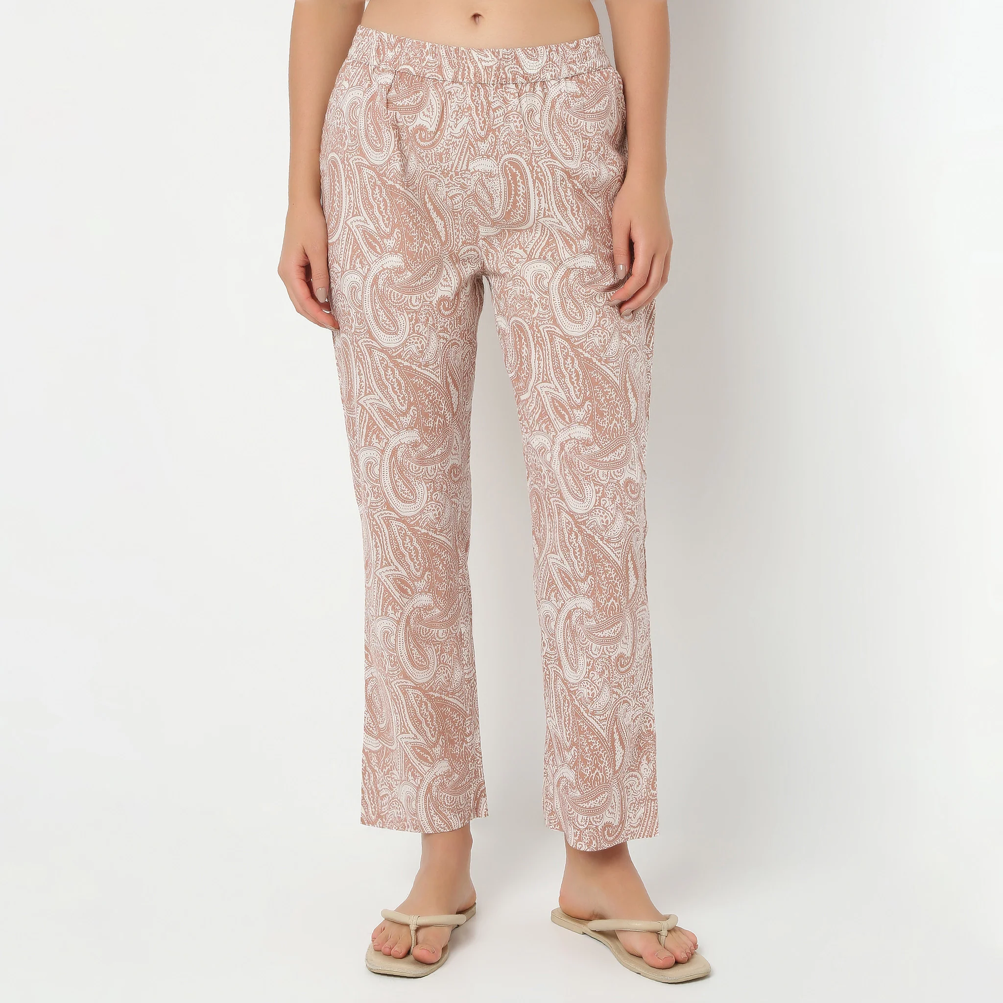 Band Collar Three-Fourth Sleeve Printed Jaipuri Top With Pyjama Sleepwear Set - Image 6