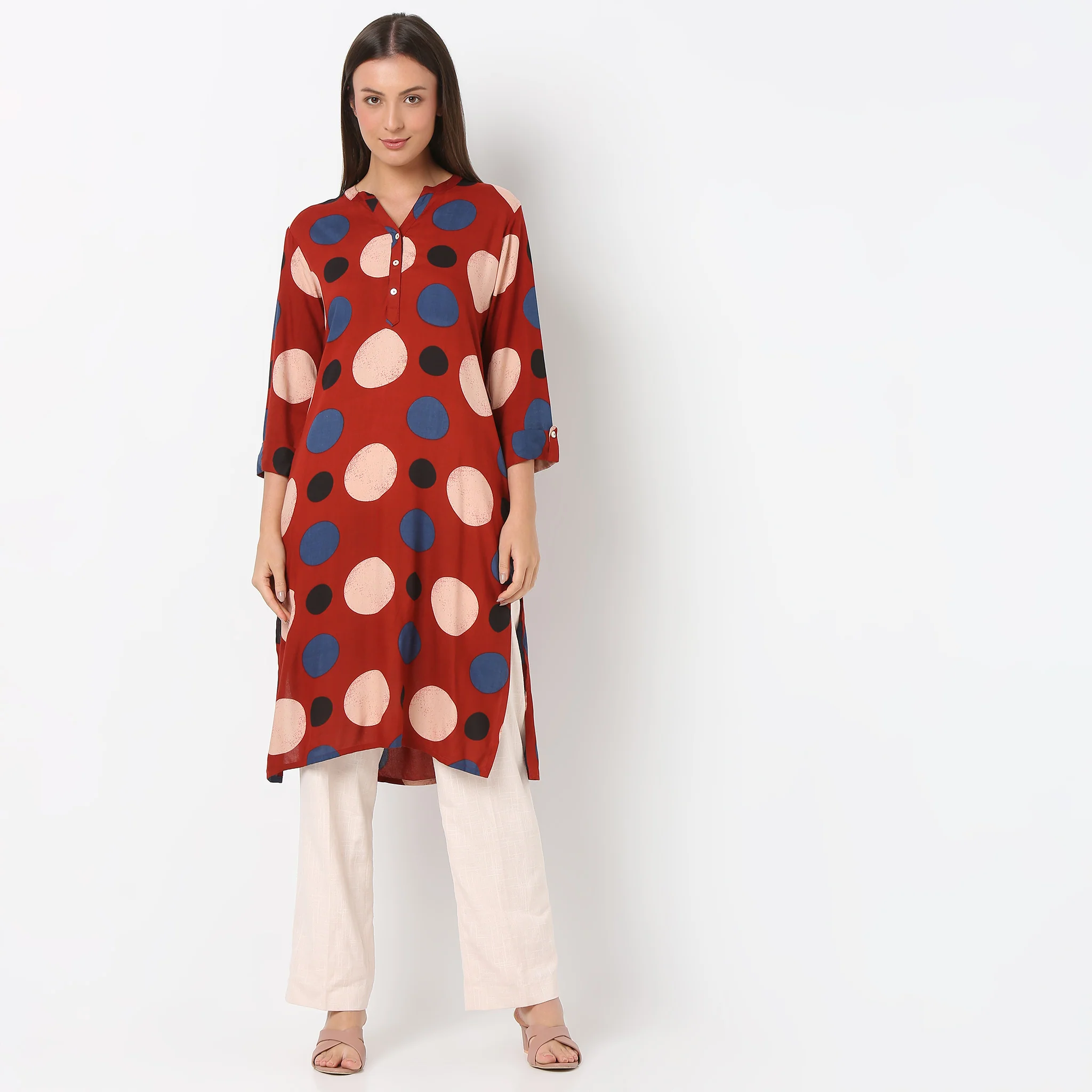Band Neck Knee Length Three-Fourth Sleeve Printed Straight Fit Kurta - Image 2