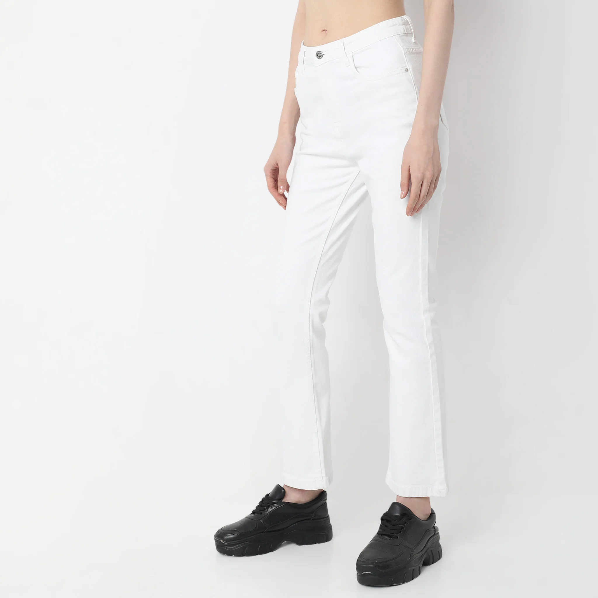 Highwaist Bootcut Clean Look High Rise Jeans - Image 20