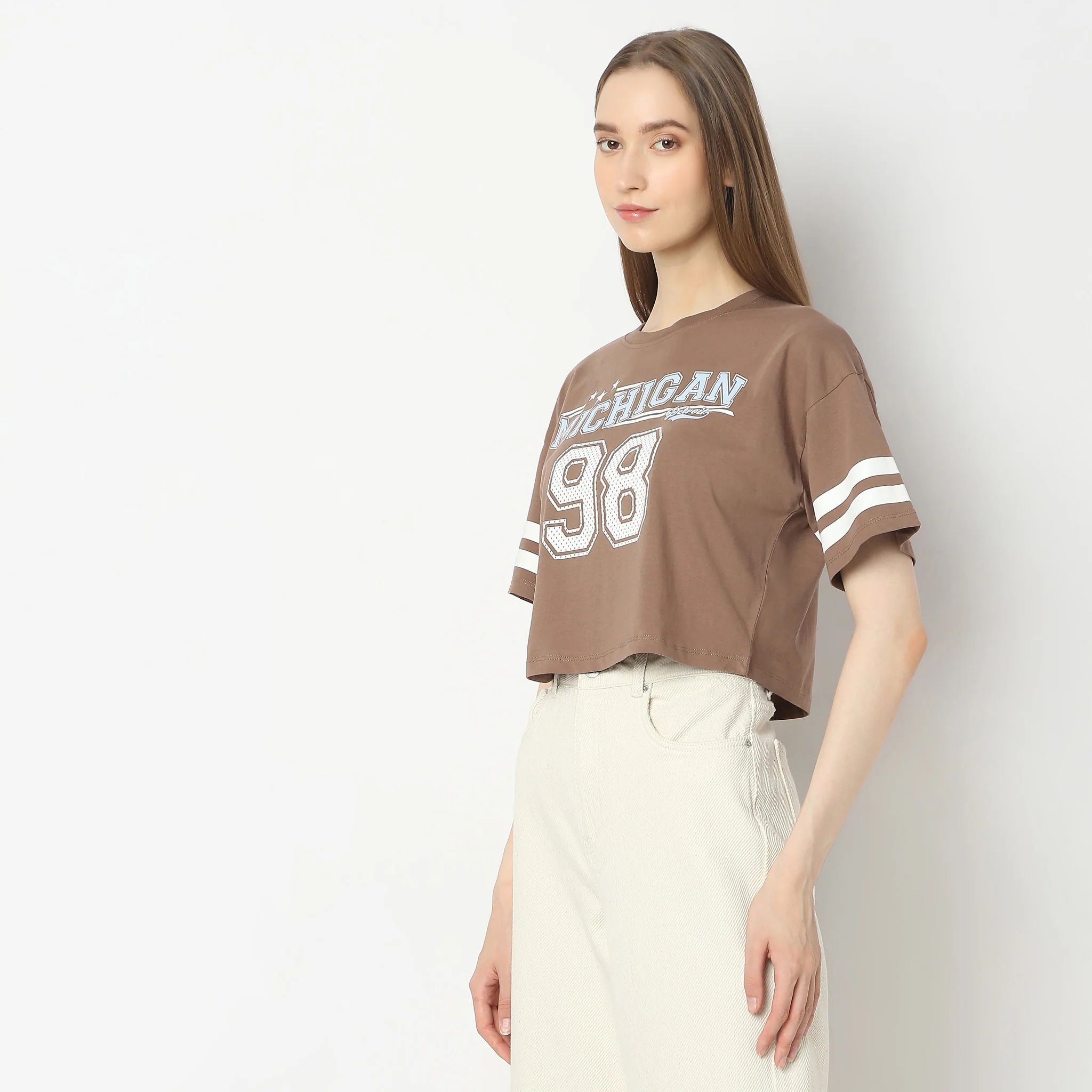 Boxy Fit Graphic T-Shirt - Image 4