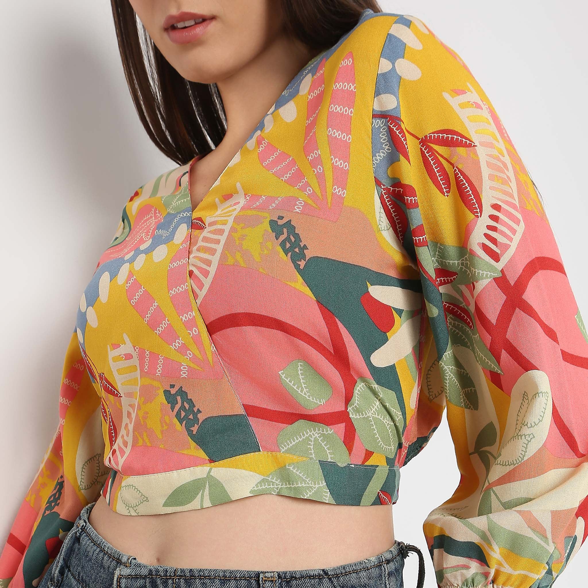 Boxy Fit Printed Crop Top - Image 4
