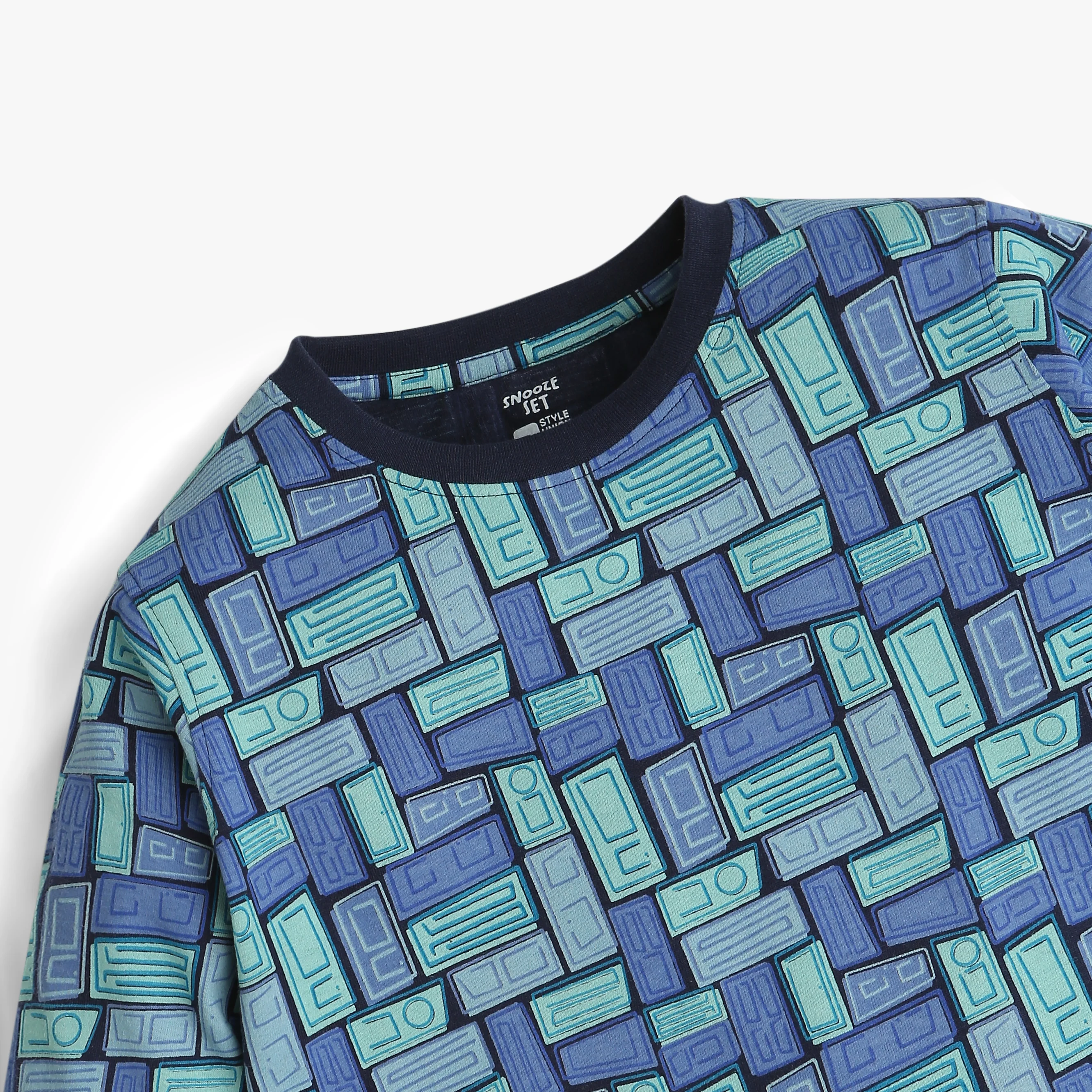 Boys All Over Print Crew Neck Full Sleeve Conversational Print T-Shirt With Track Pant Sleepwear Set - Image 6