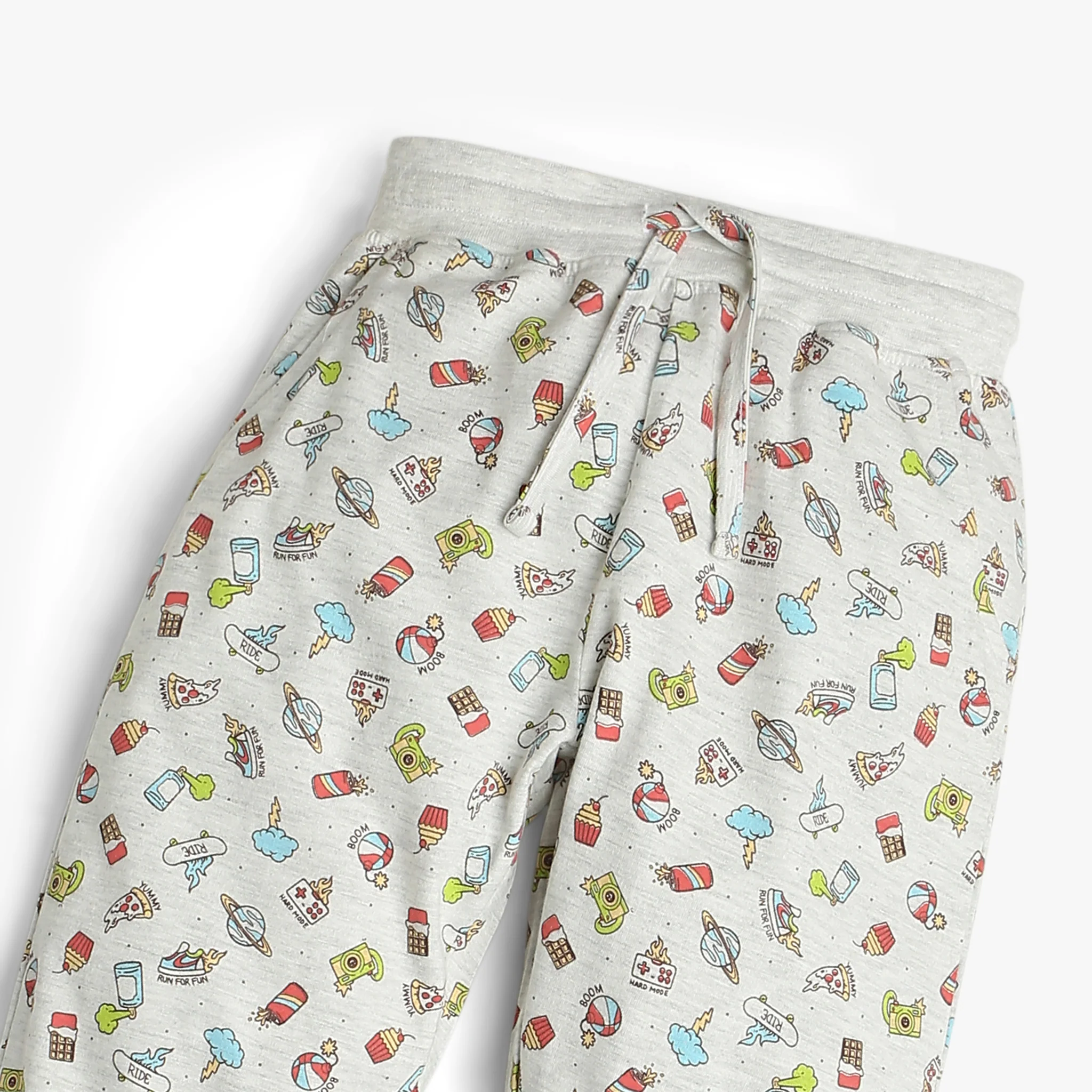 Boys All Over Print Crew Neck Full Sleeve Conversational Print T-Shirt With Track Pant Sleepwear Set - Image 6
