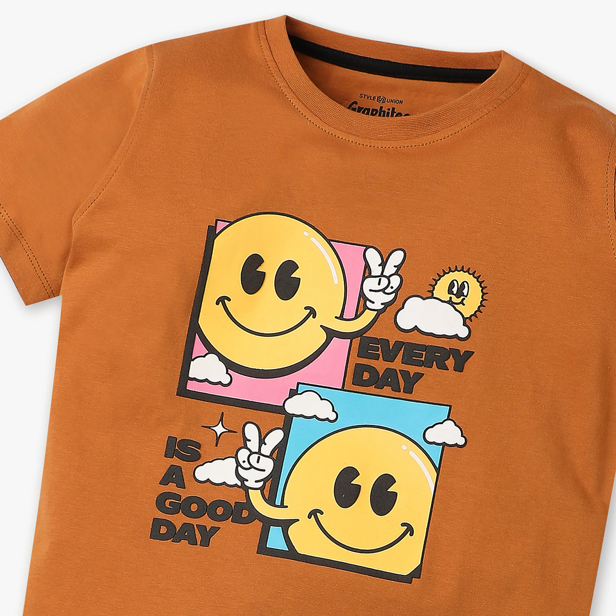 Boys Graphic Crew Neck Half Sleeve T-Shirt - Image 3
