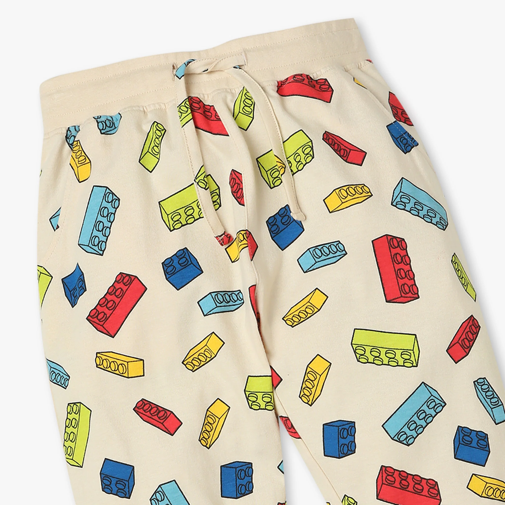Boys Knitted Printed T-Shirt With Trackpant Sleepwear Set - Image 7