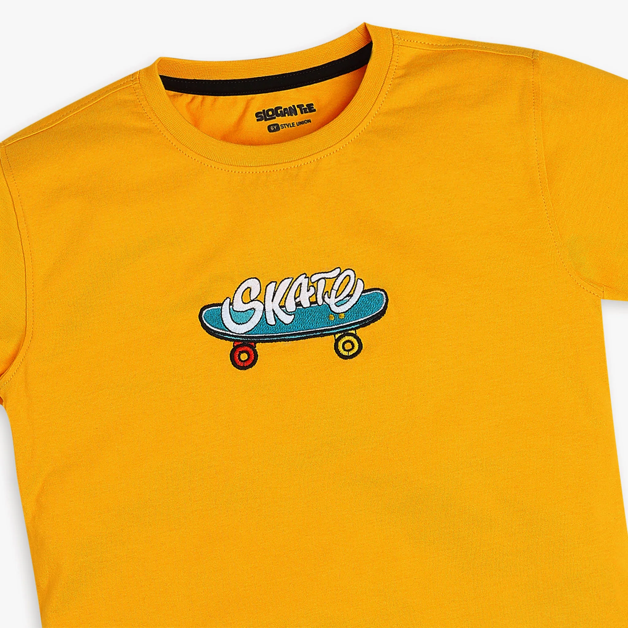 Boys Regular Fit Solid T-Shirt - Image 3