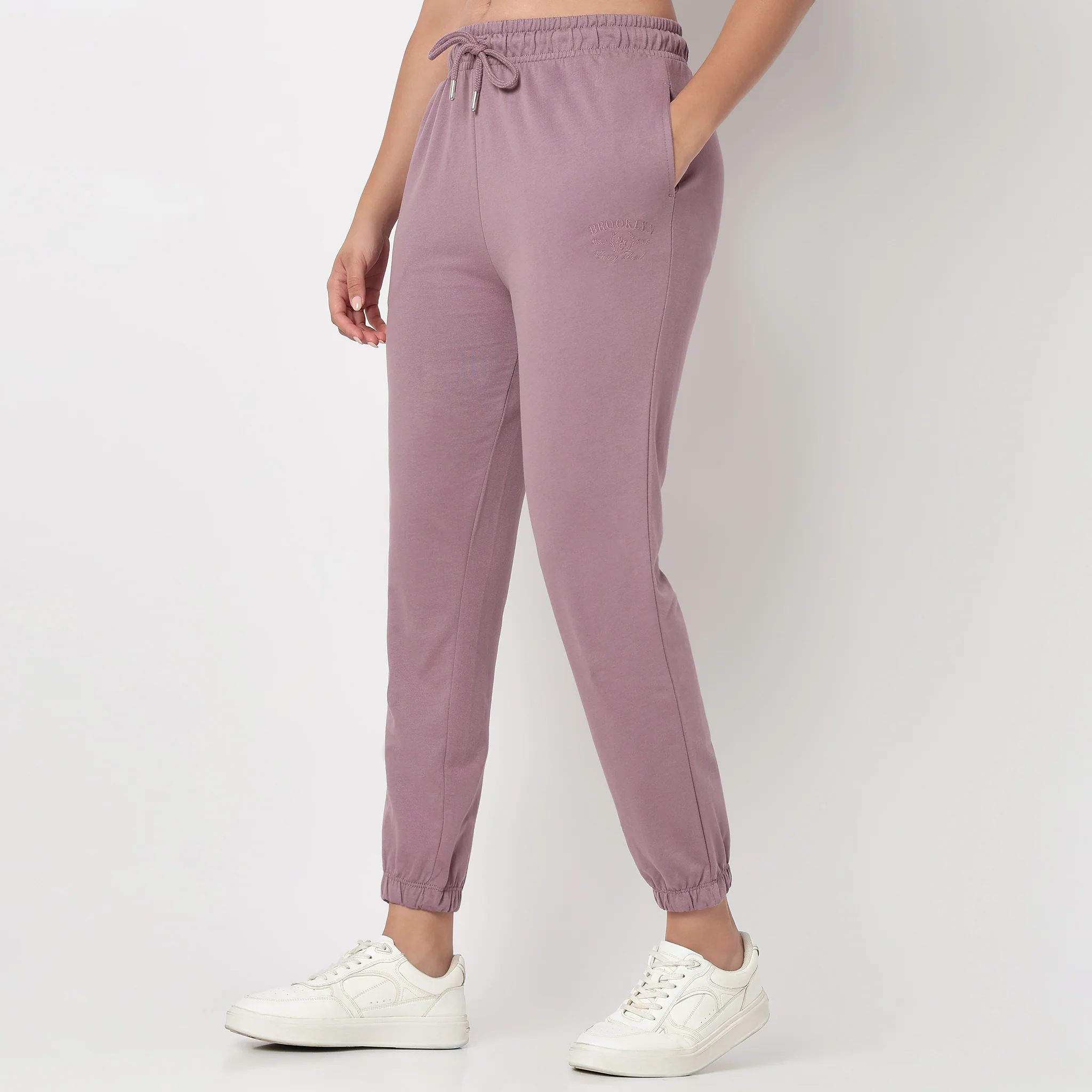 Comfortable Fit Athleisure Joggers - Image 5
