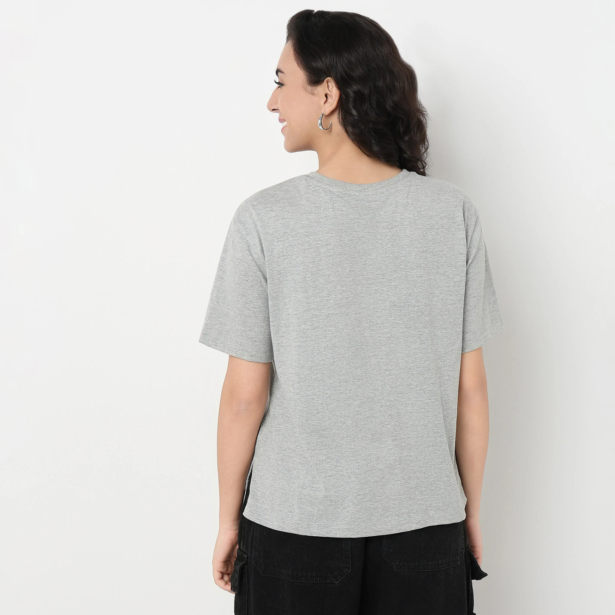 Cotton Crew Neck Relaxed Graphic T-Shirt - Image 3