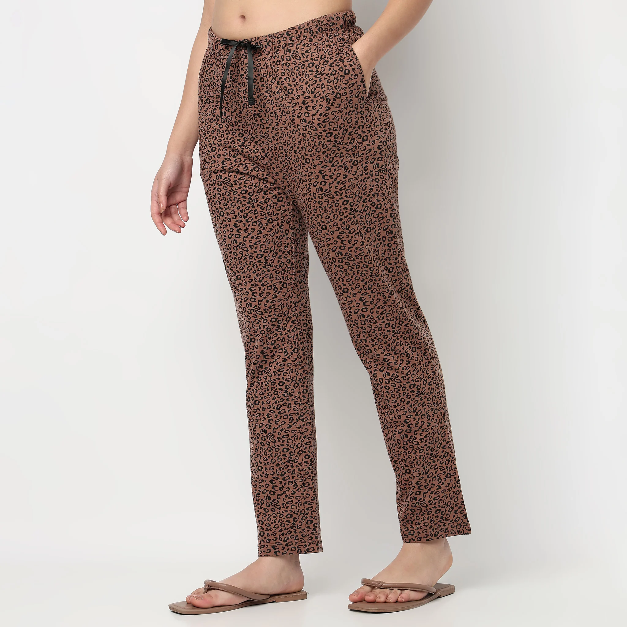 Cotton Printed Lounge Pyjamas - Image 5