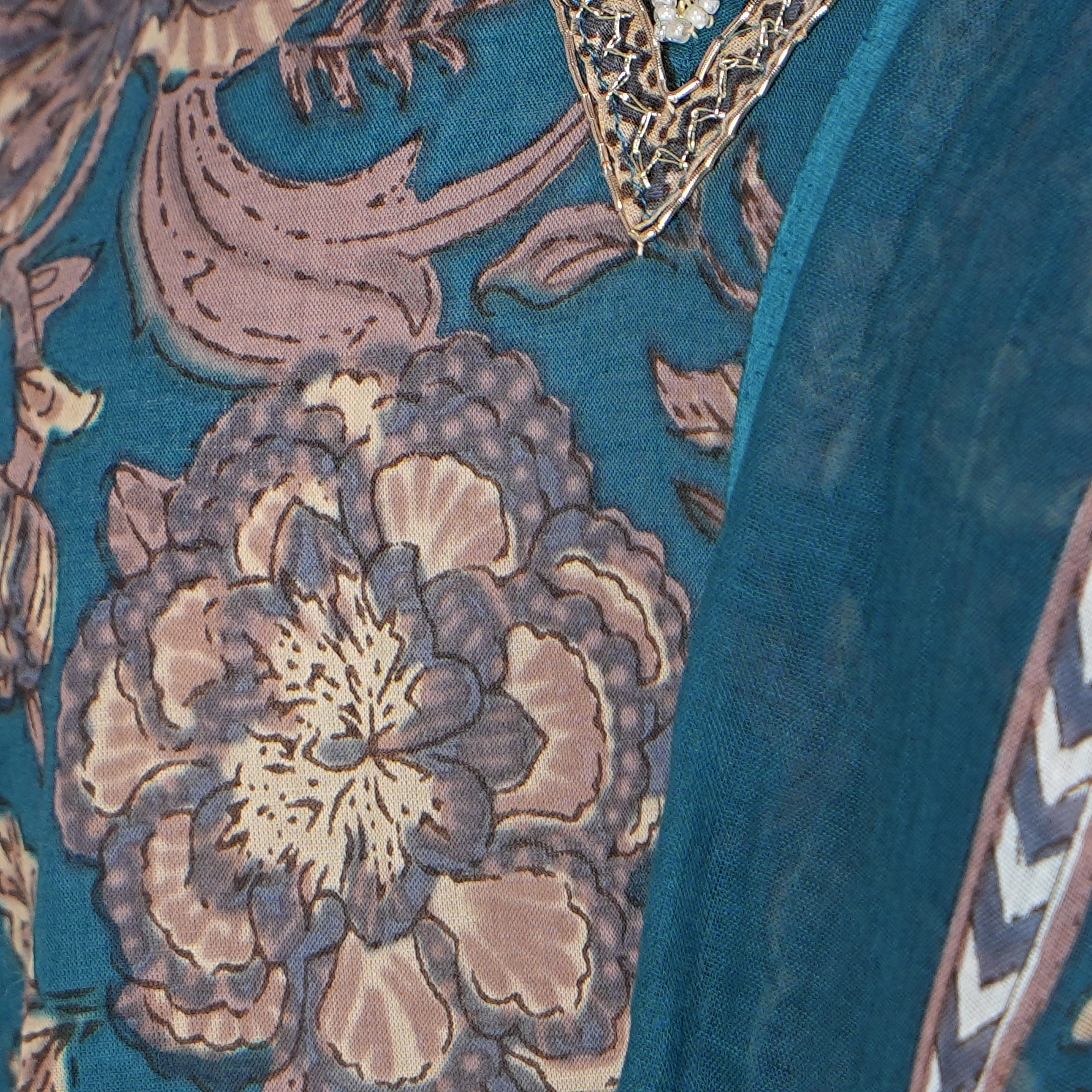 Cotton Printed V-Neck Kurta and Pant with Dupatta Set - Image 4