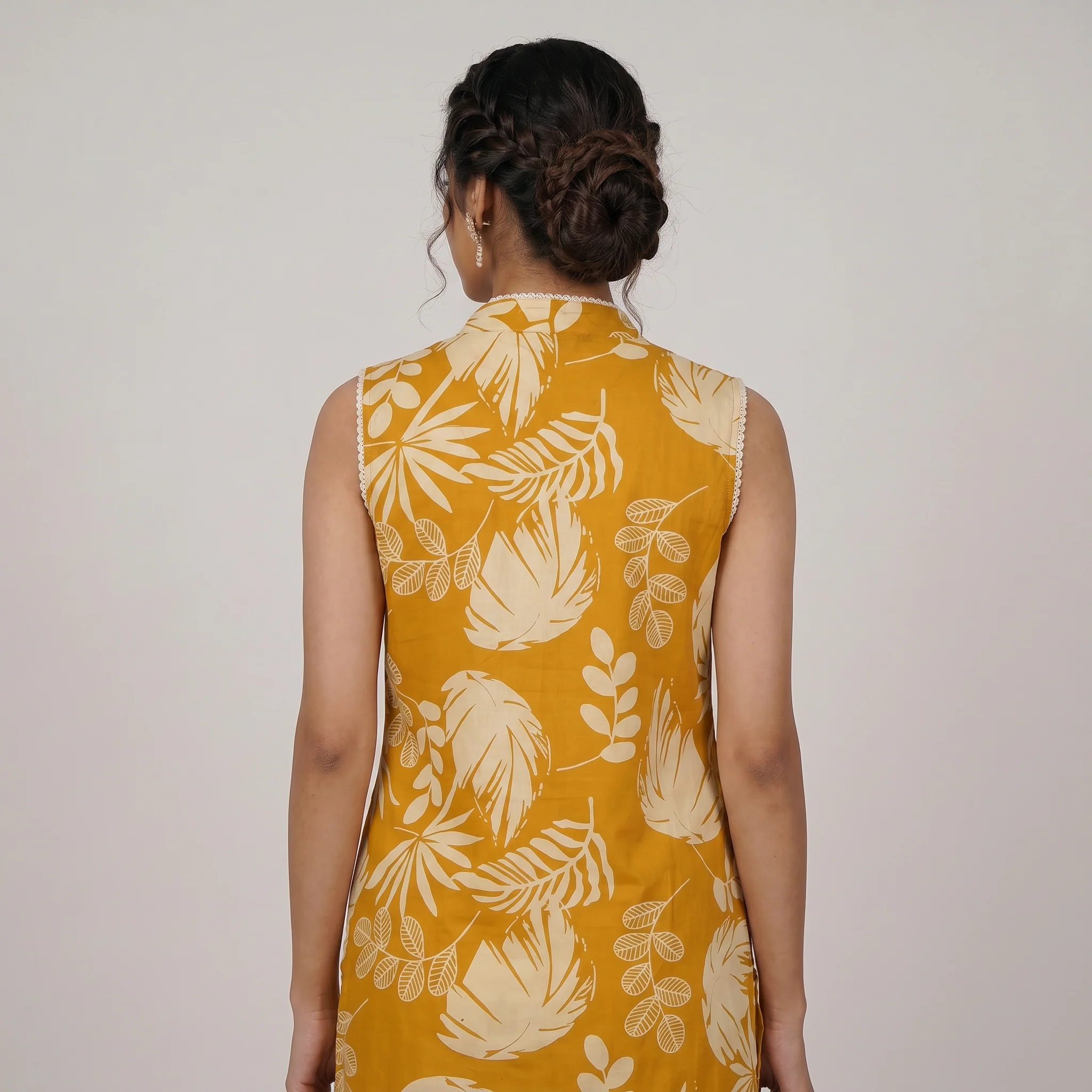 Cotton Printed V-Neck Kurta - Image 3