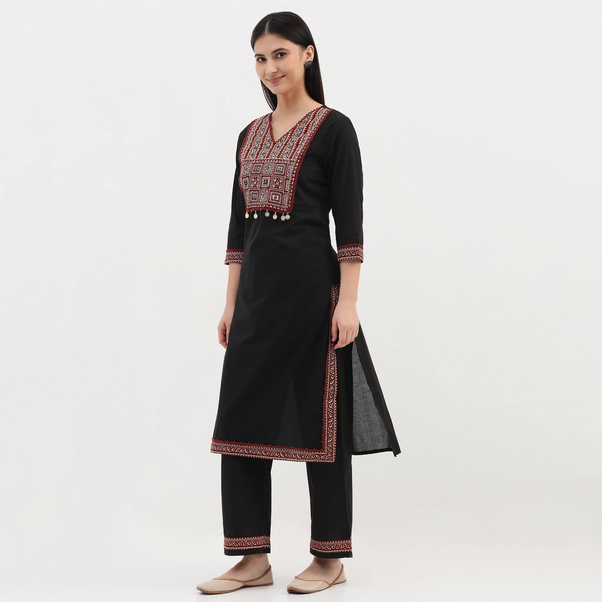 Cotton Printed V-Neck Kurta with Pant and Dupatta Set - Image 5