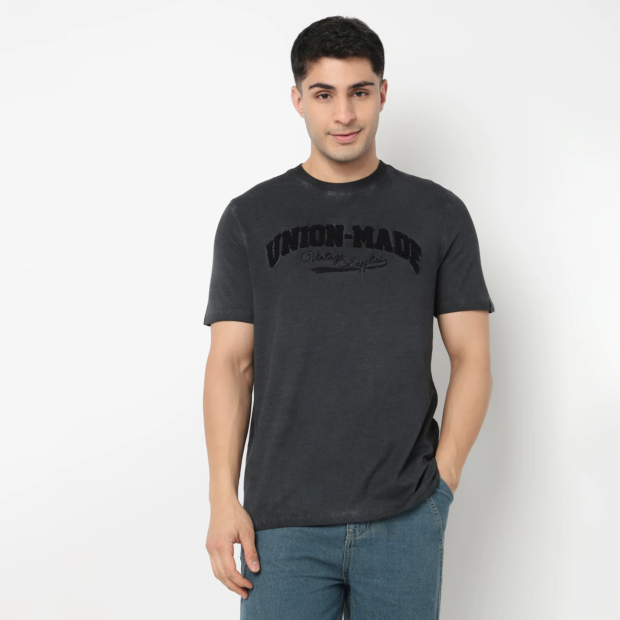 Crew Neck Graphic T-Shirt - Image 2