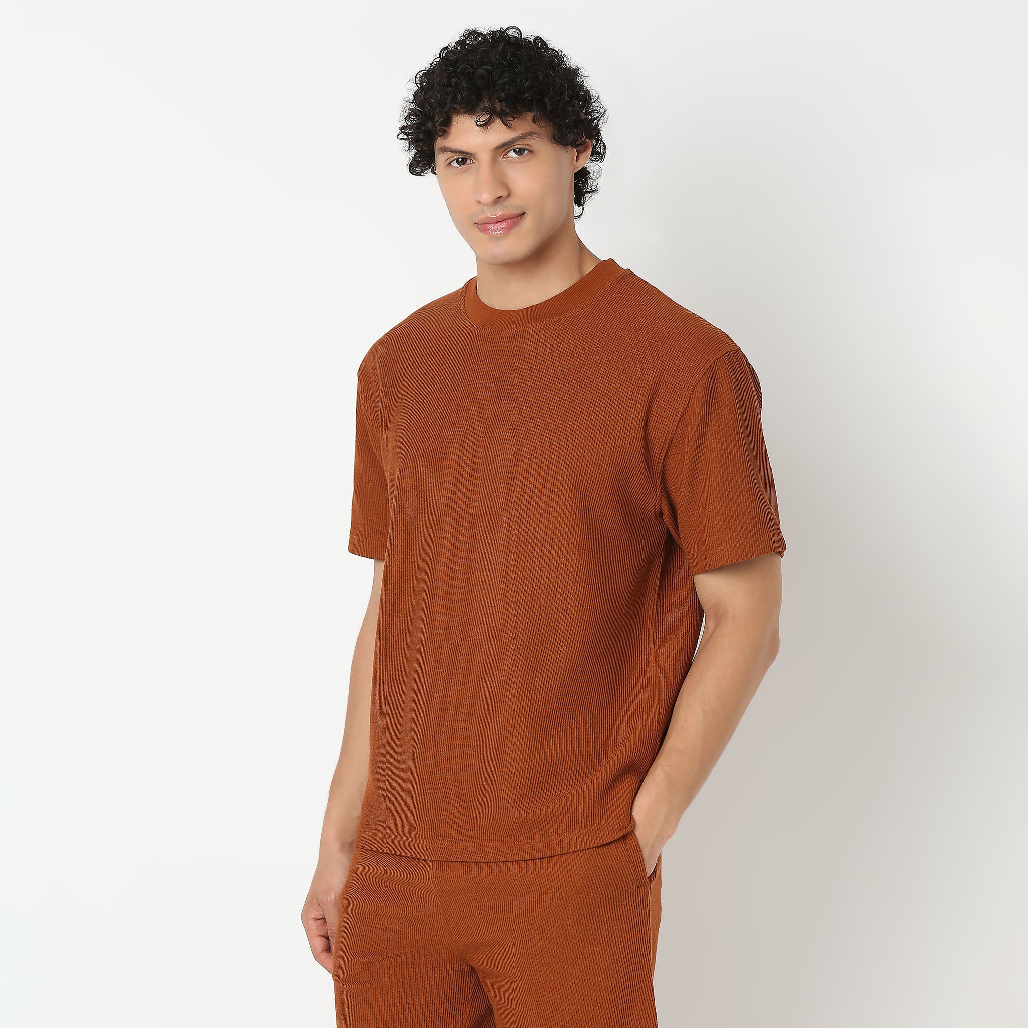 Oversize Half Sleeve Crew Neck Structured Unisets T-Shirt - Image 4