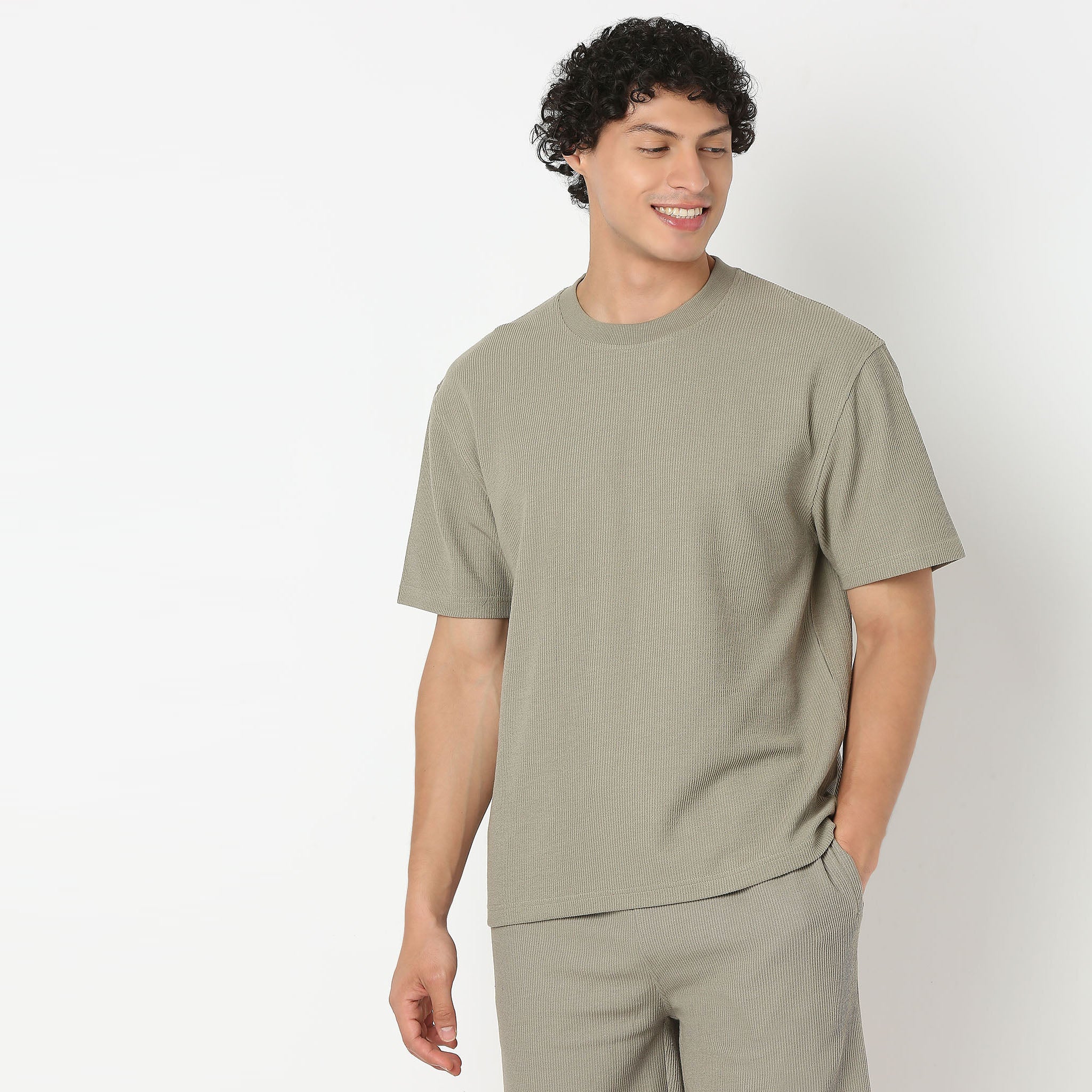 Oversize Half Sleeve Crew Neck Structured Unisets T-Shirt - Image 7