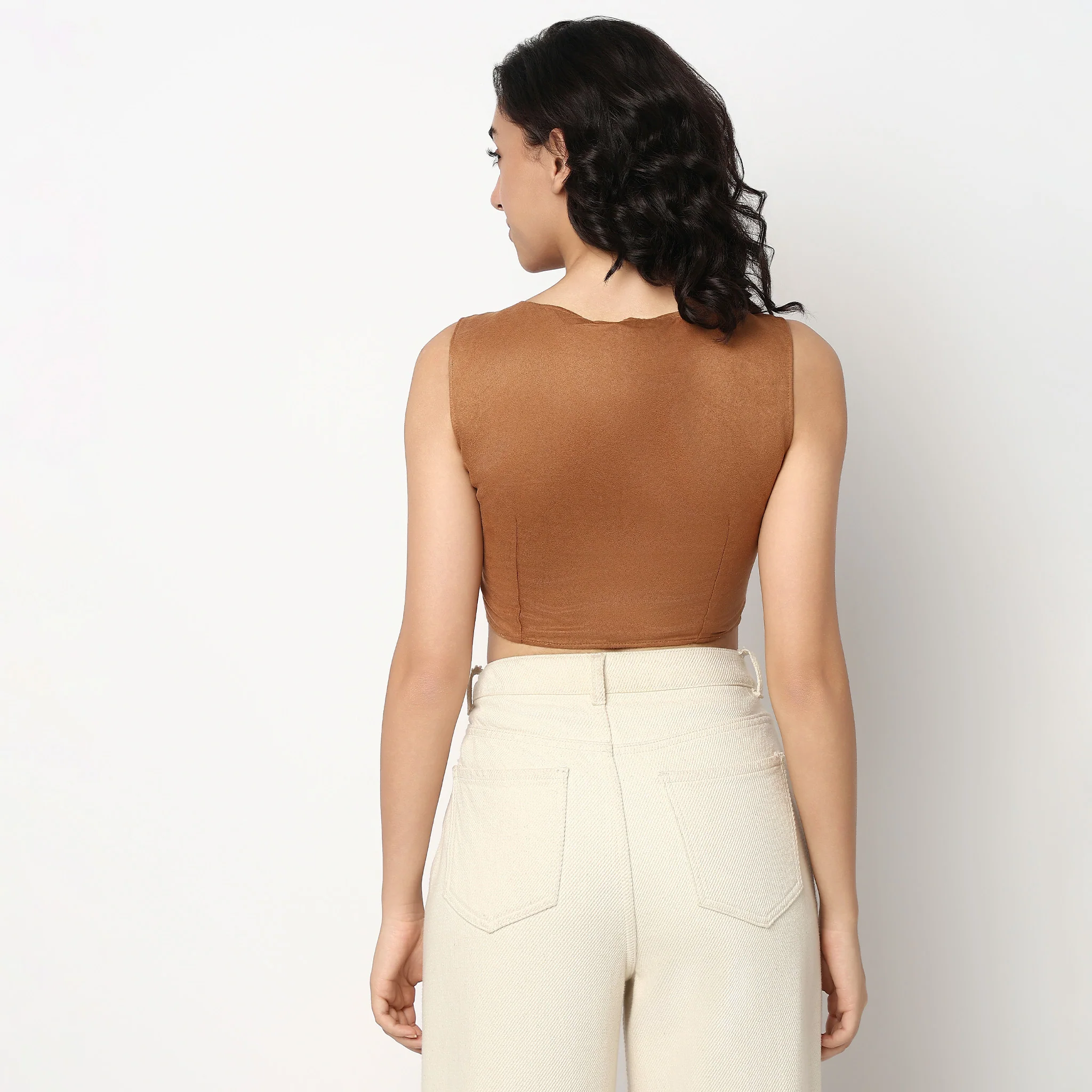 V-Neck Slim Fit Crop Top - Image 3