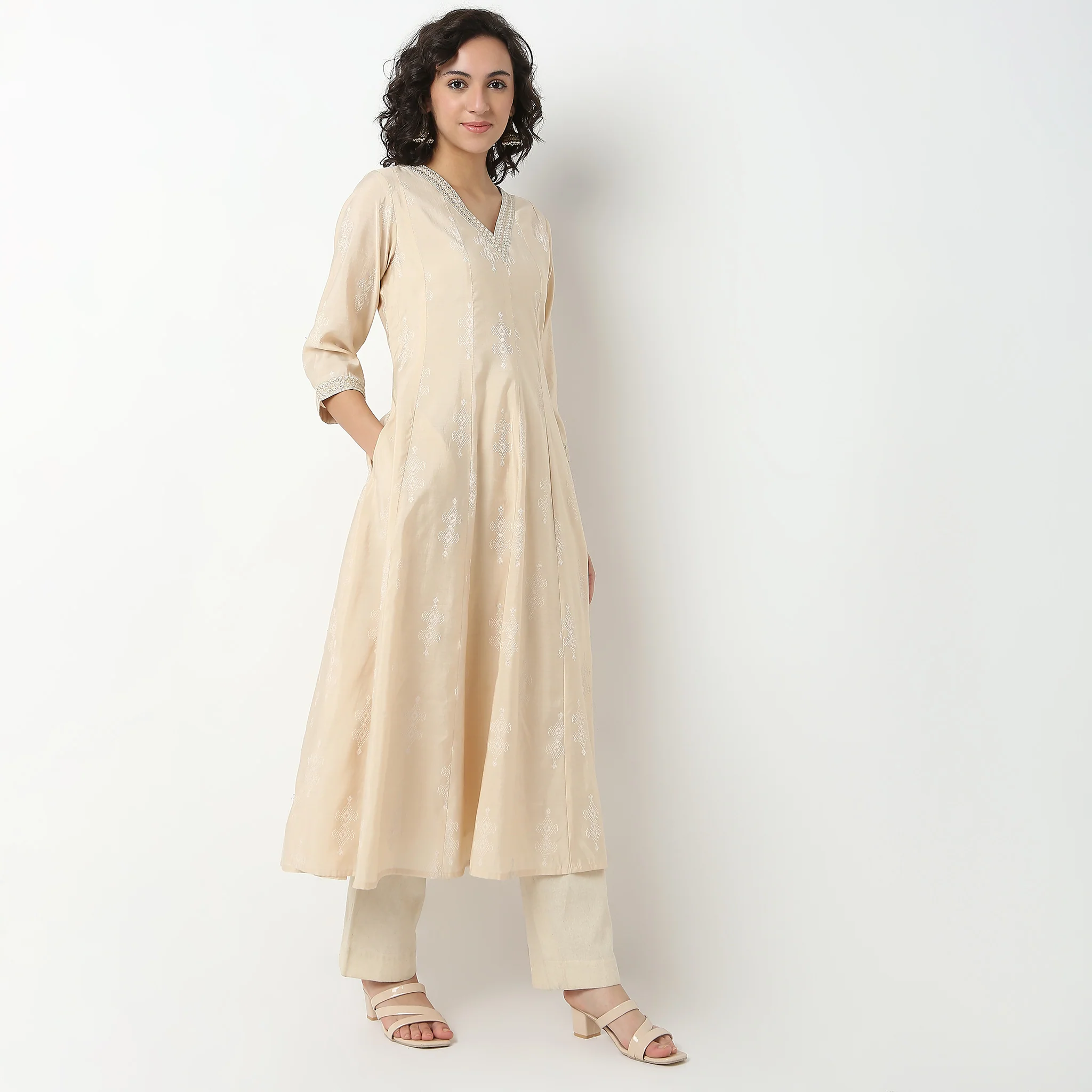 V-Neck Embellished Flared Kurta - Image 5