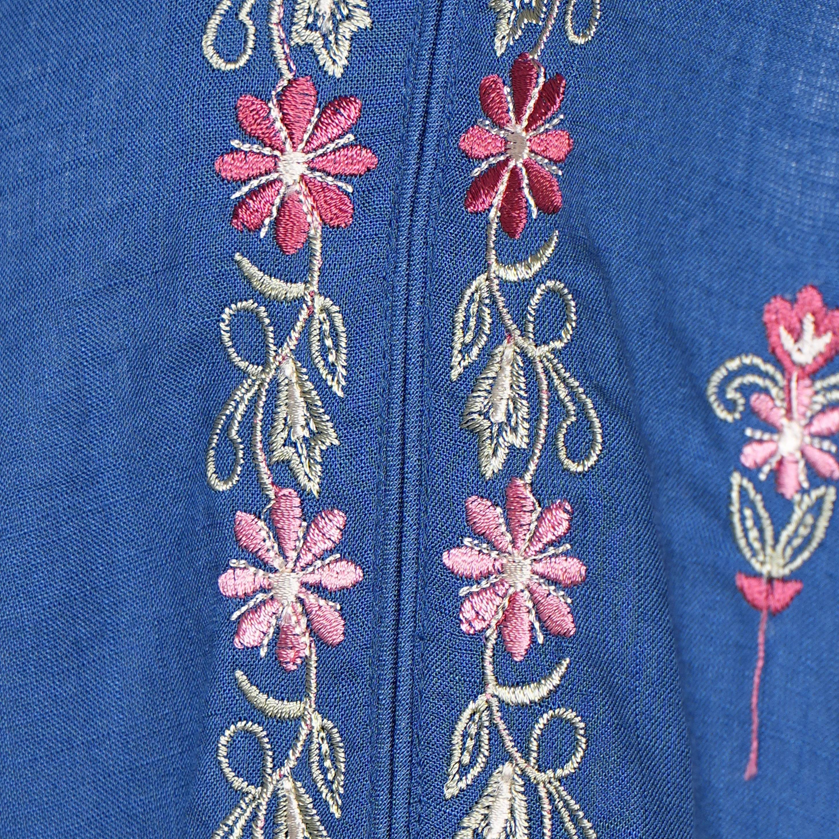 Embroidered Kurta with Pant Set - Image 4