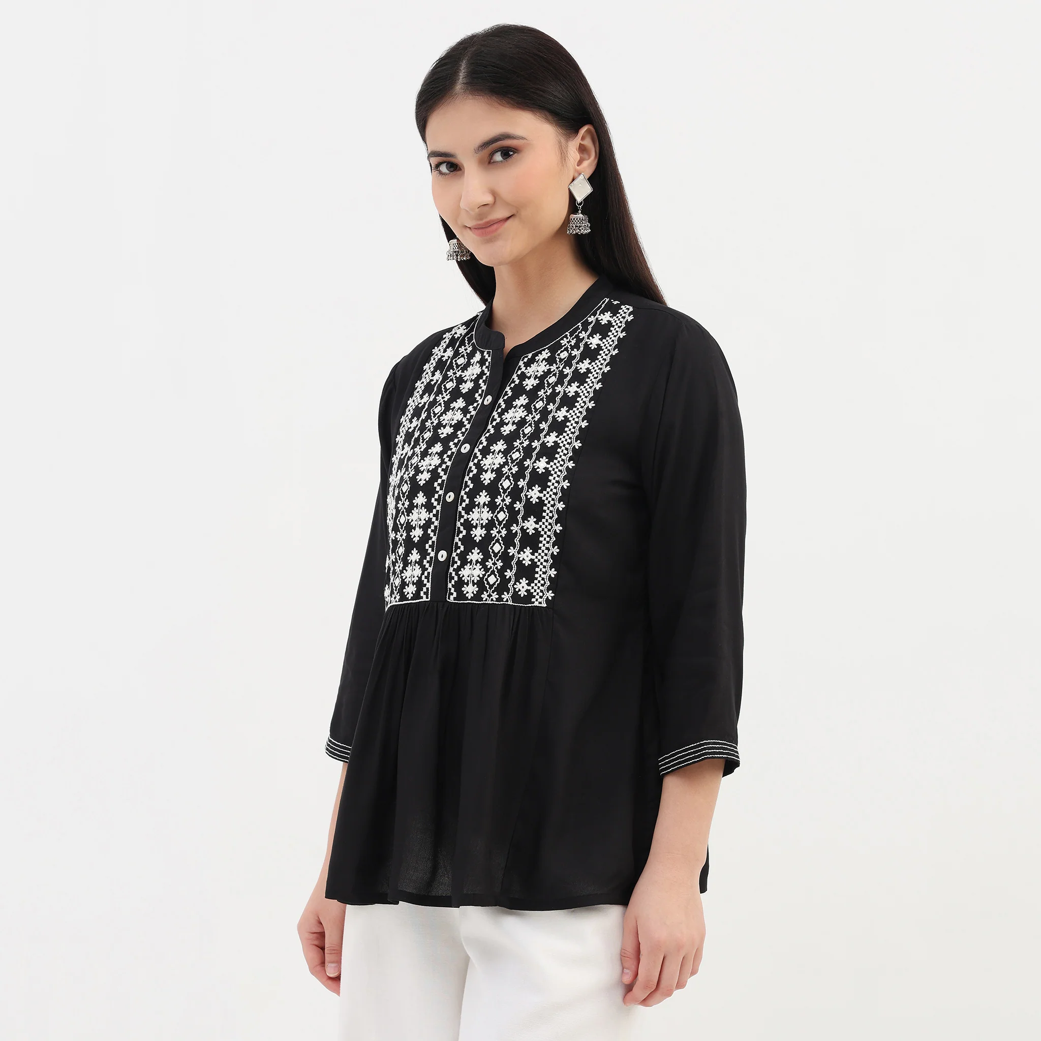 Embroidered Short Kurta - Image 5