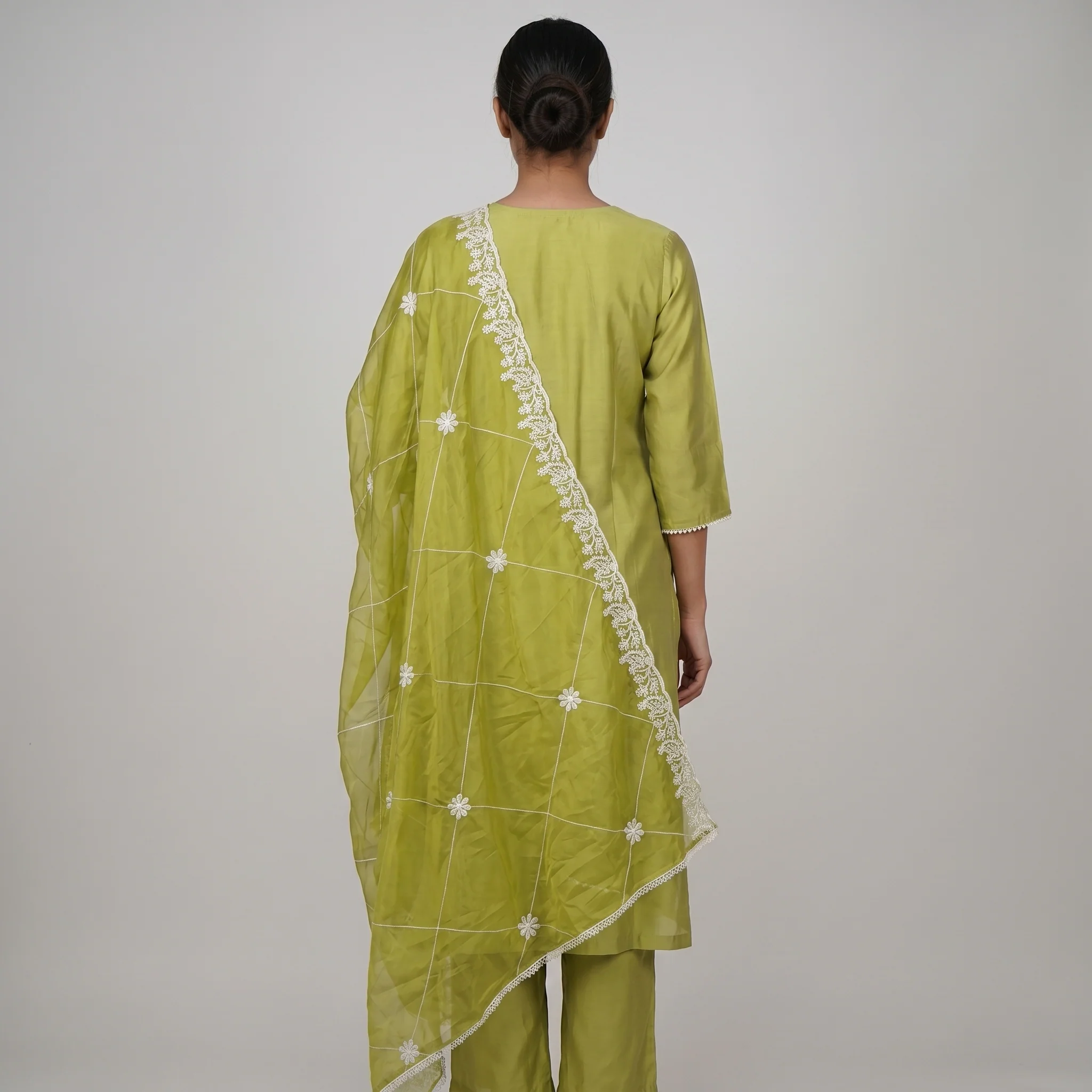 Embroidered Straight Kurta and Pant with Dupatta Set - Image 3