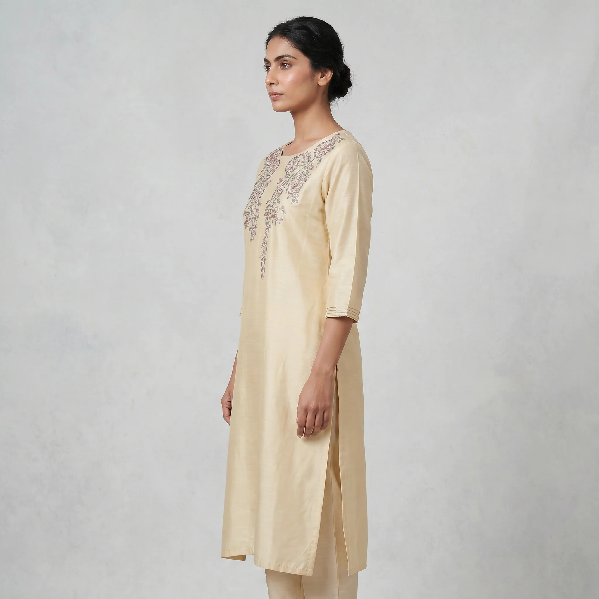 Embroidered Straight Kurta - Image 2