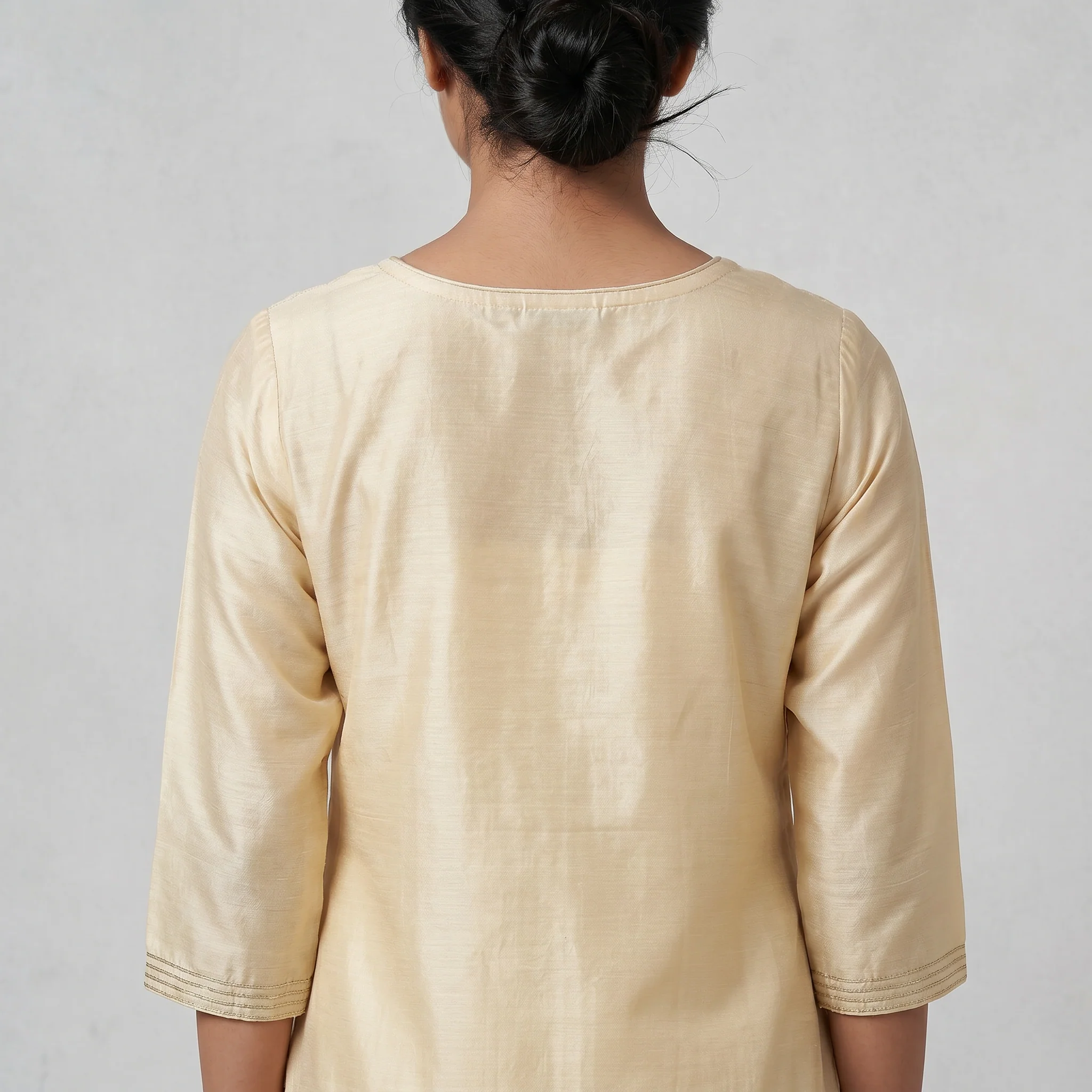 Embroidered Straight Kurta - Image 3