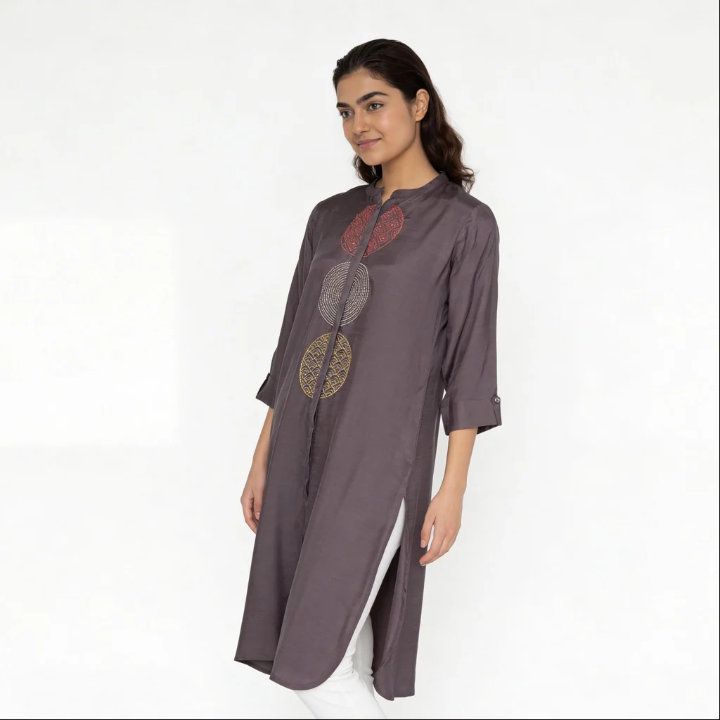 Embroidered Straight Kurta - Image 5