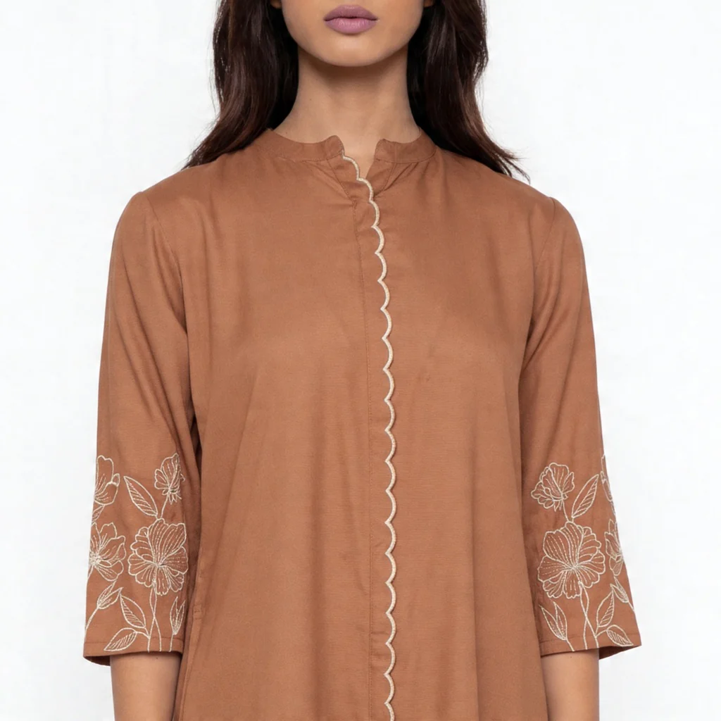 Embroidered Straight Kurta - Image 4