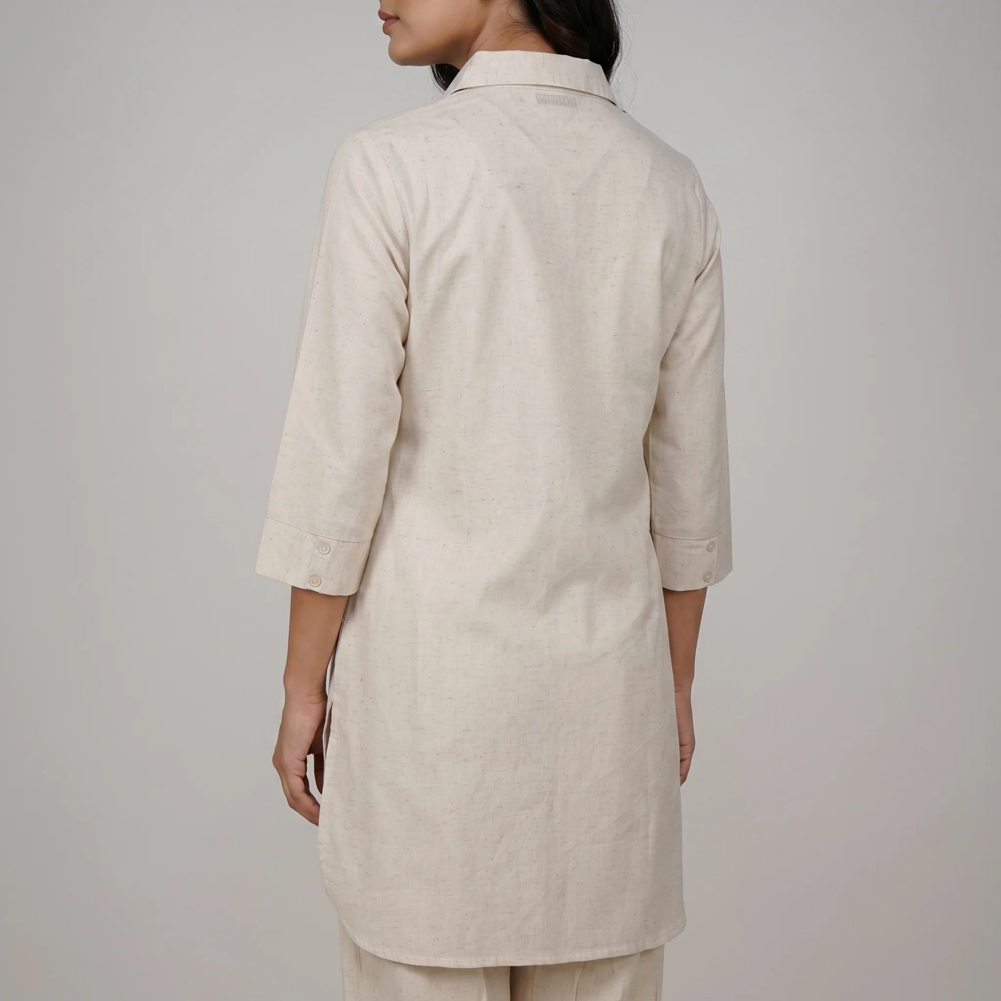 Embroidered Straight Kurta - Image 3