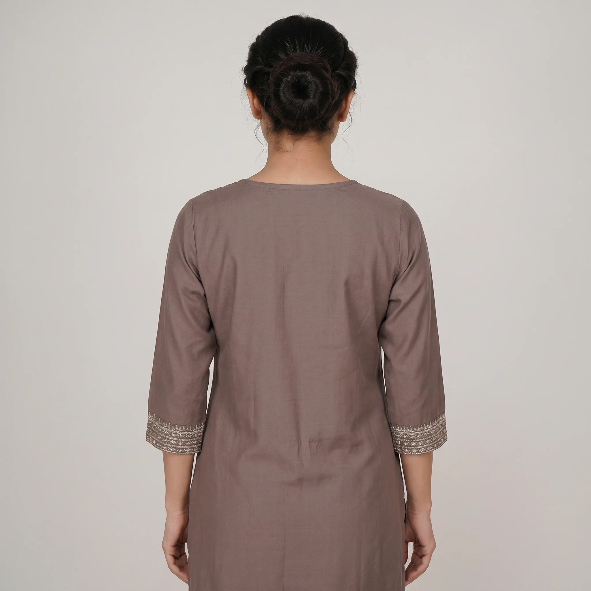 Embroidered Straight Kurta - Image 3