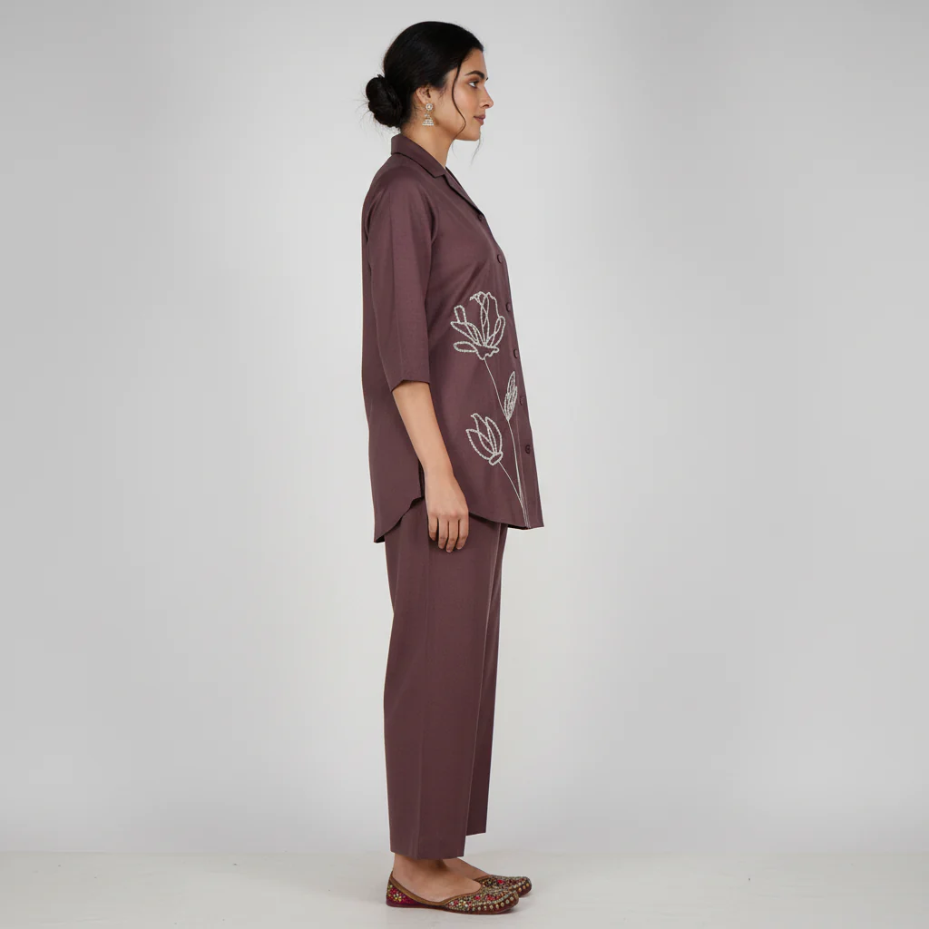 Embroidered Straight Kurta with Pant Set - Image 2