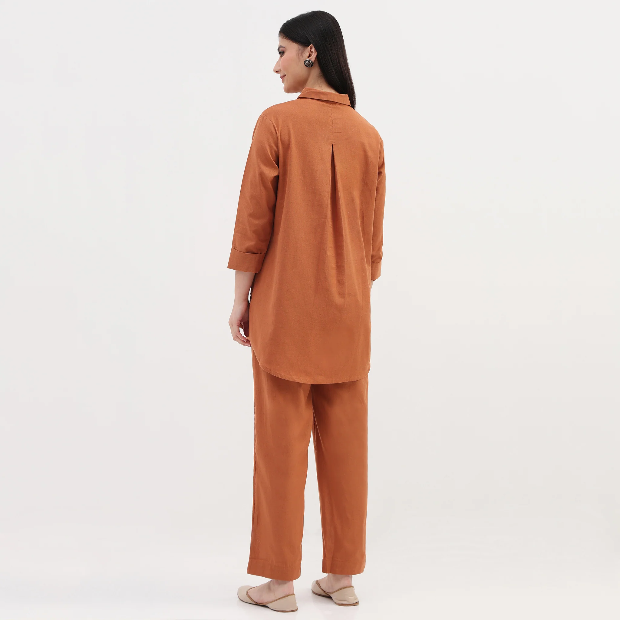 Embroidered Straight Kurta with Pant Set - Image 3