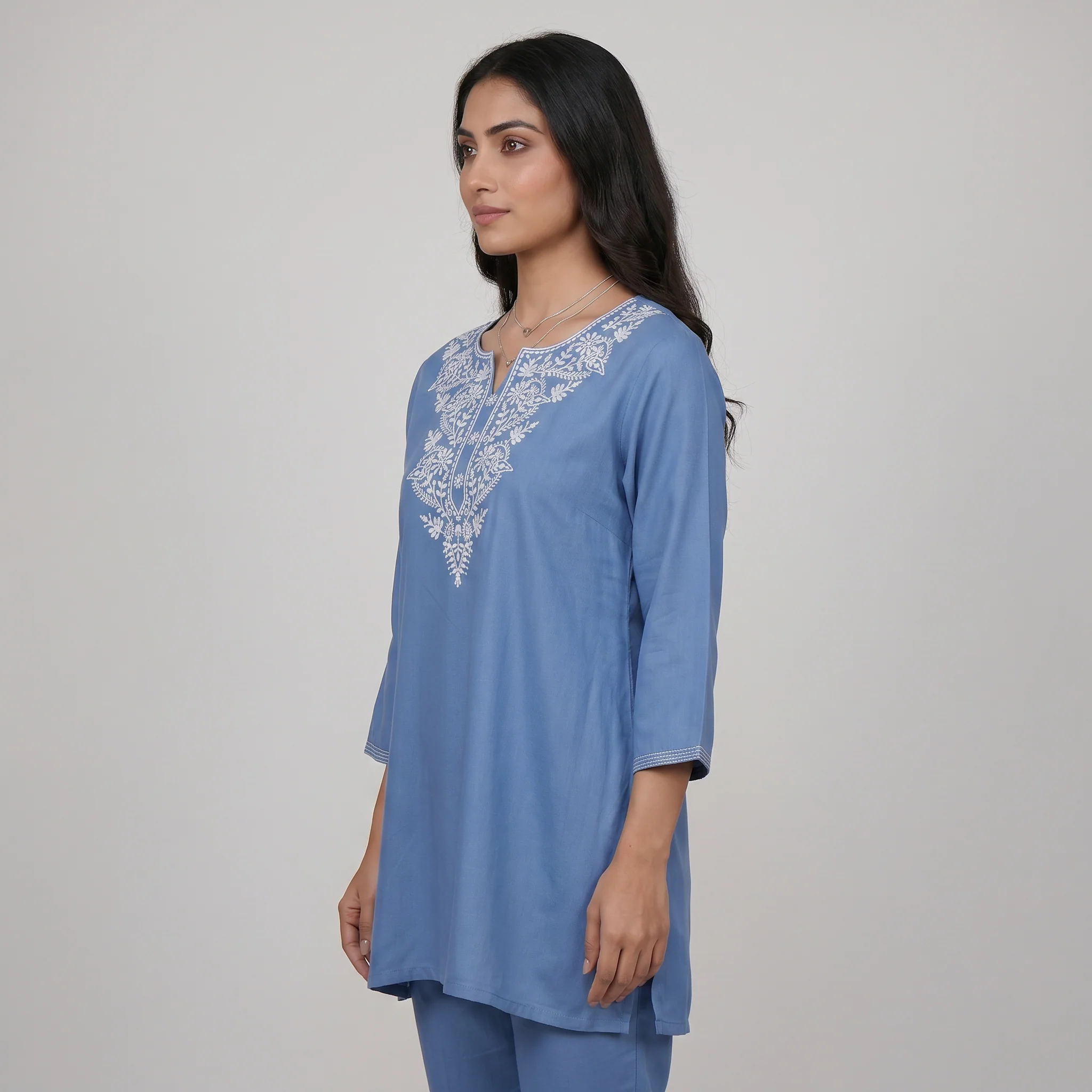 Embroidered Straight Short Kurta - Image 2