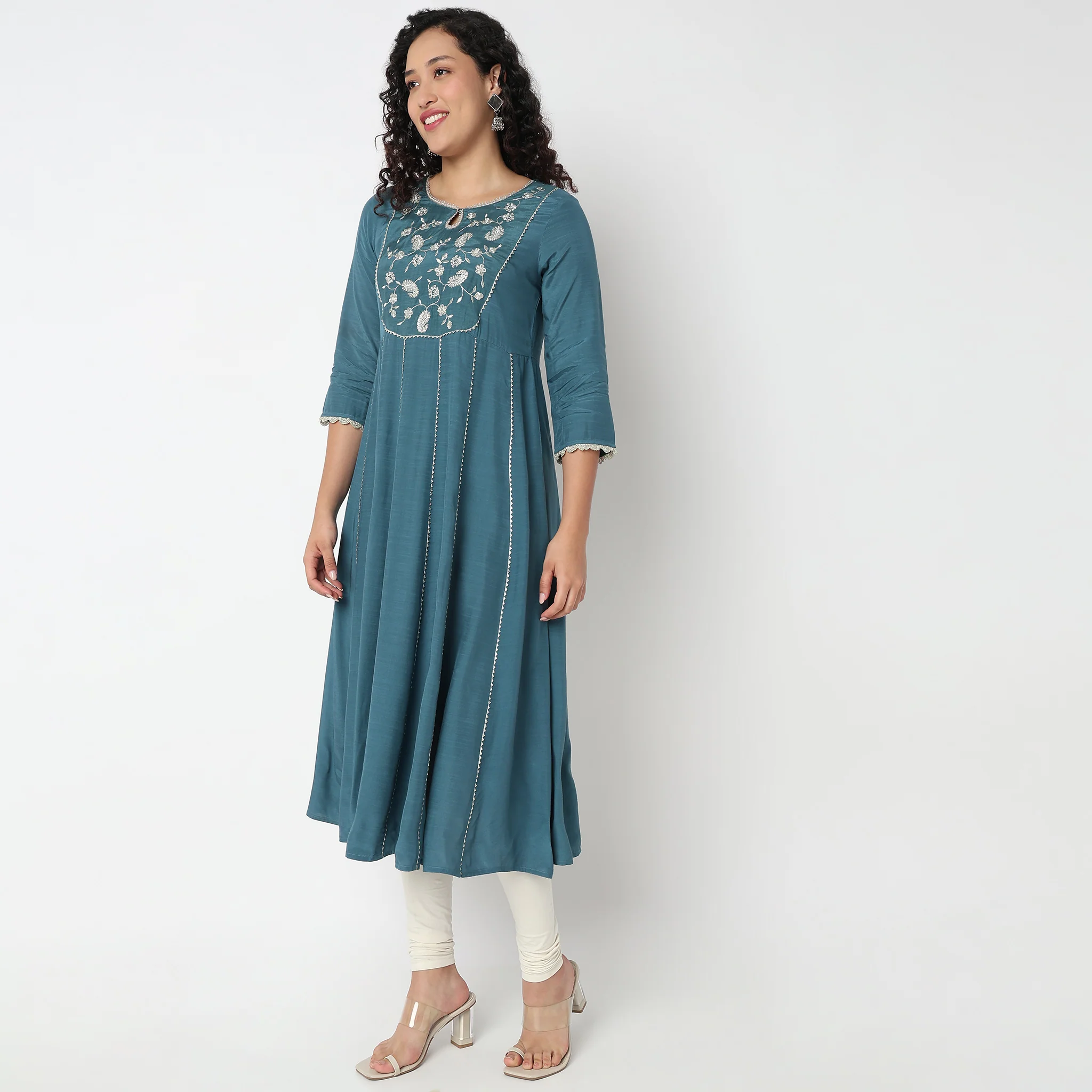 Embroidered Yoke Kurta - Image 5