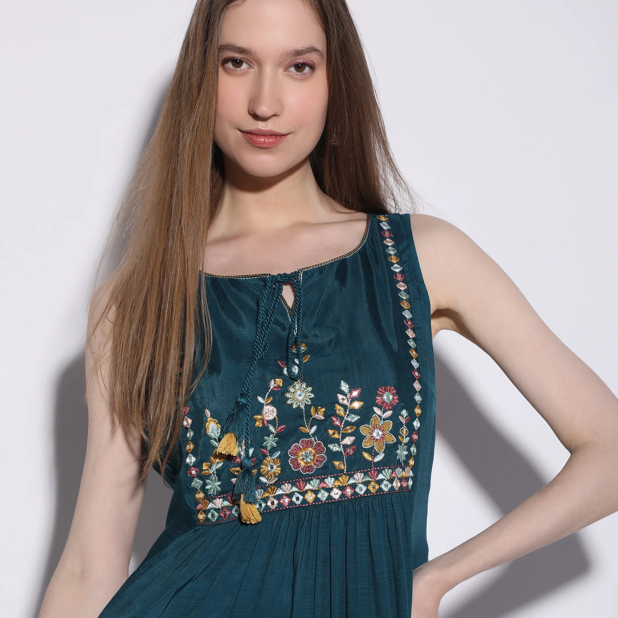 Flare Fit Embroidered Knee Length Sleeveless Dress - Image 4