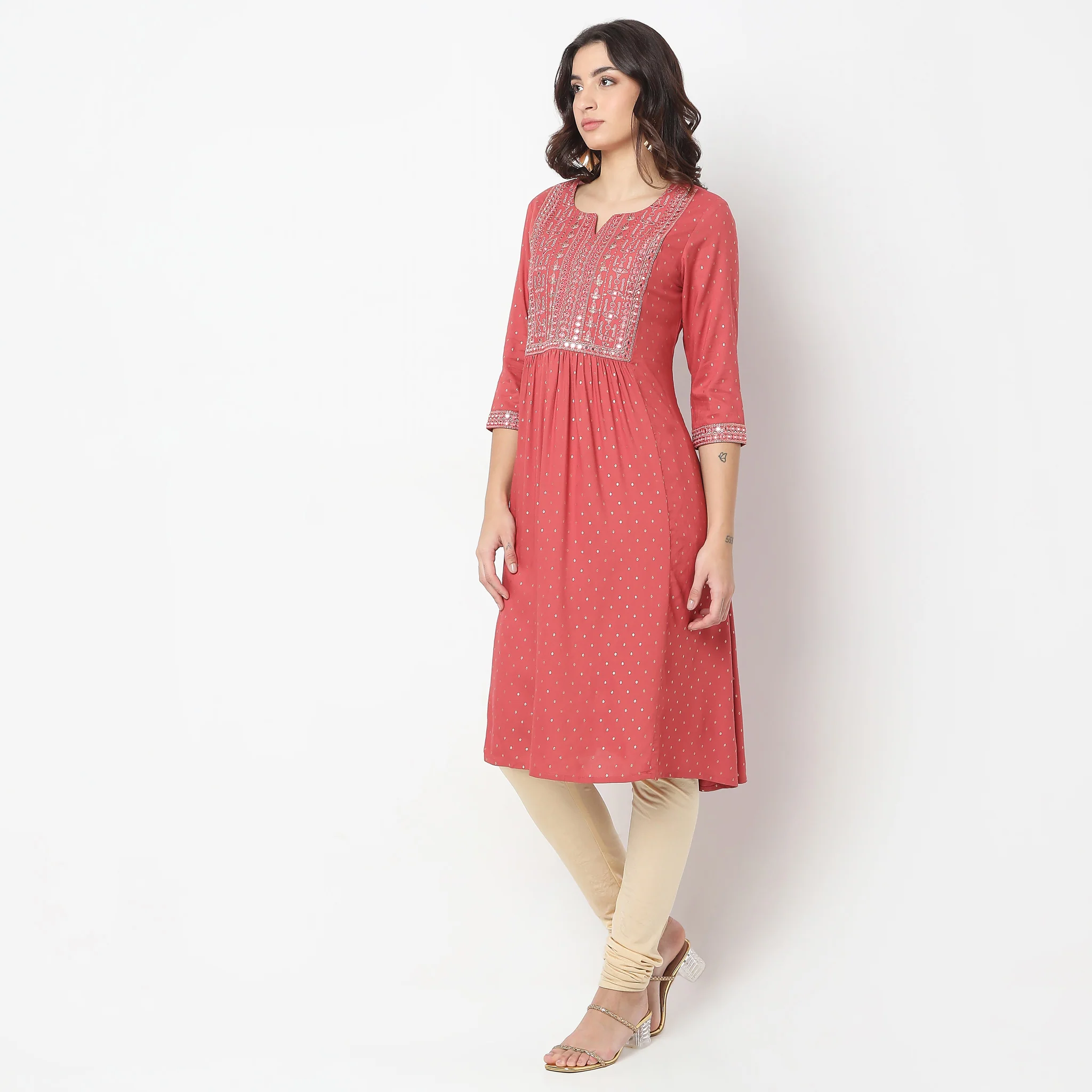 Flare Fit Embroidered Kurta - Image 5