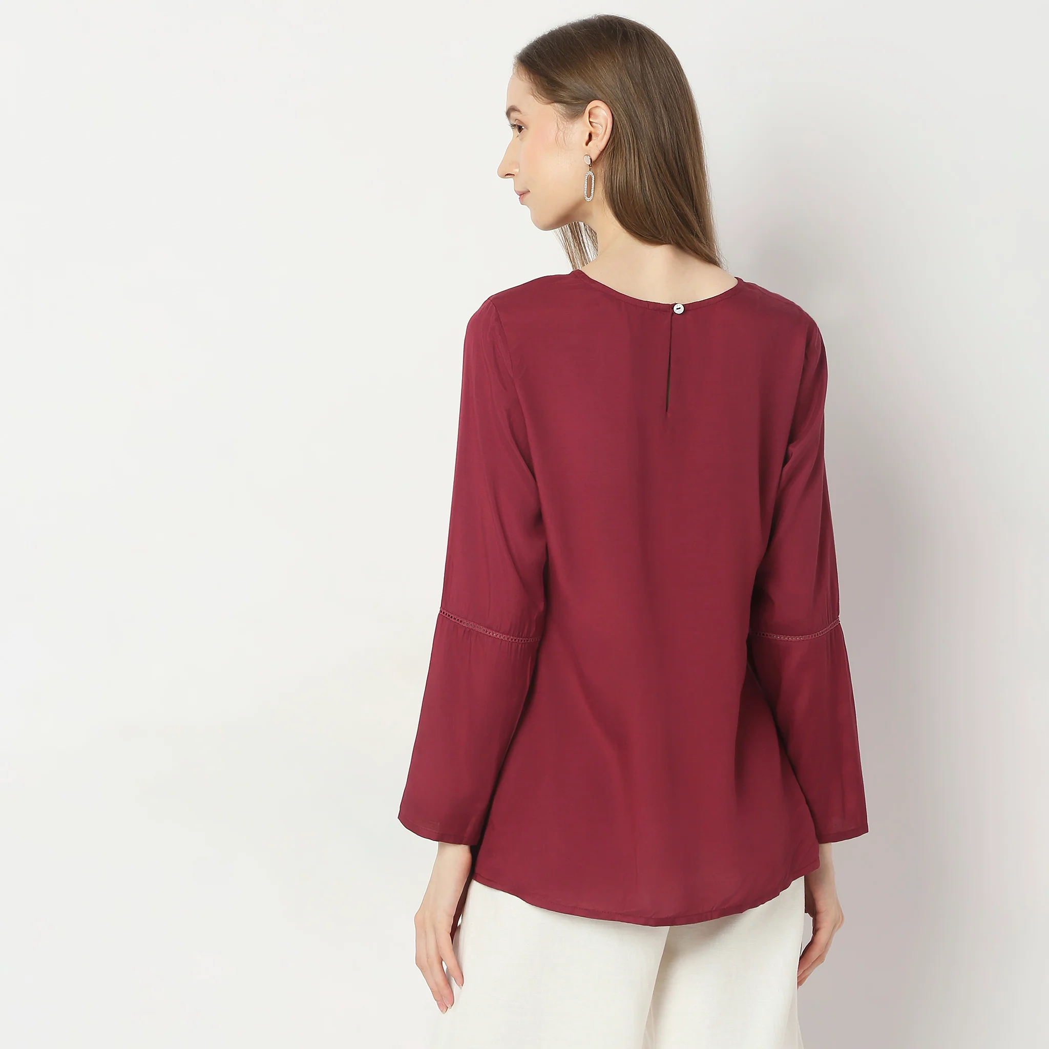 Flare Fit Embroidered Kurta - Image 3