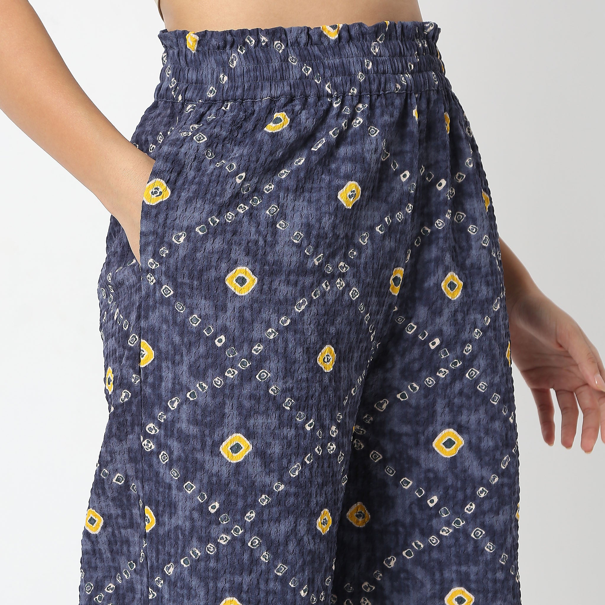 Flare Fit Printed Ankle Length High Rise Culottes - Image 4