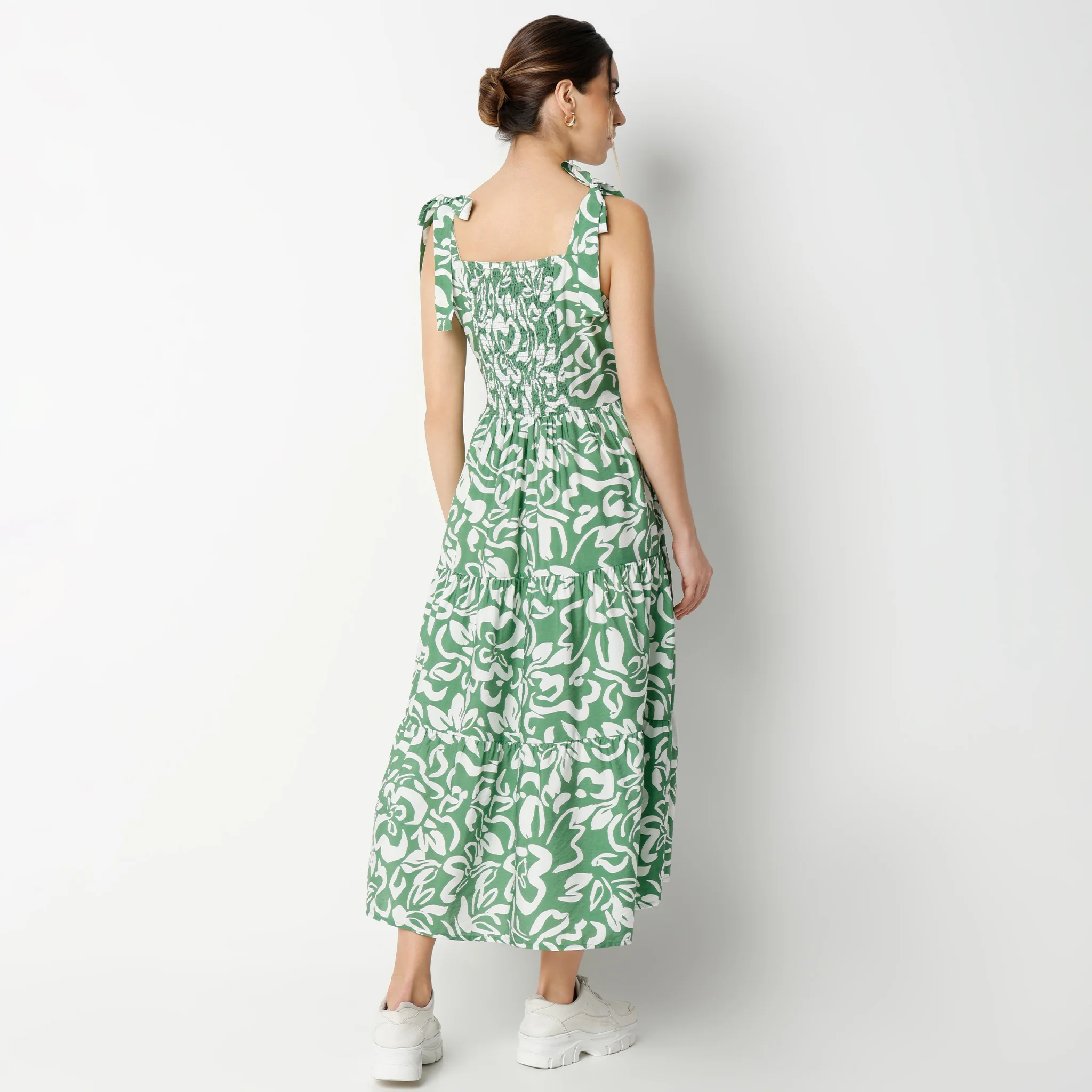 Flare Fit Printed Calf Length Square Neck Strap Dress - Image 3