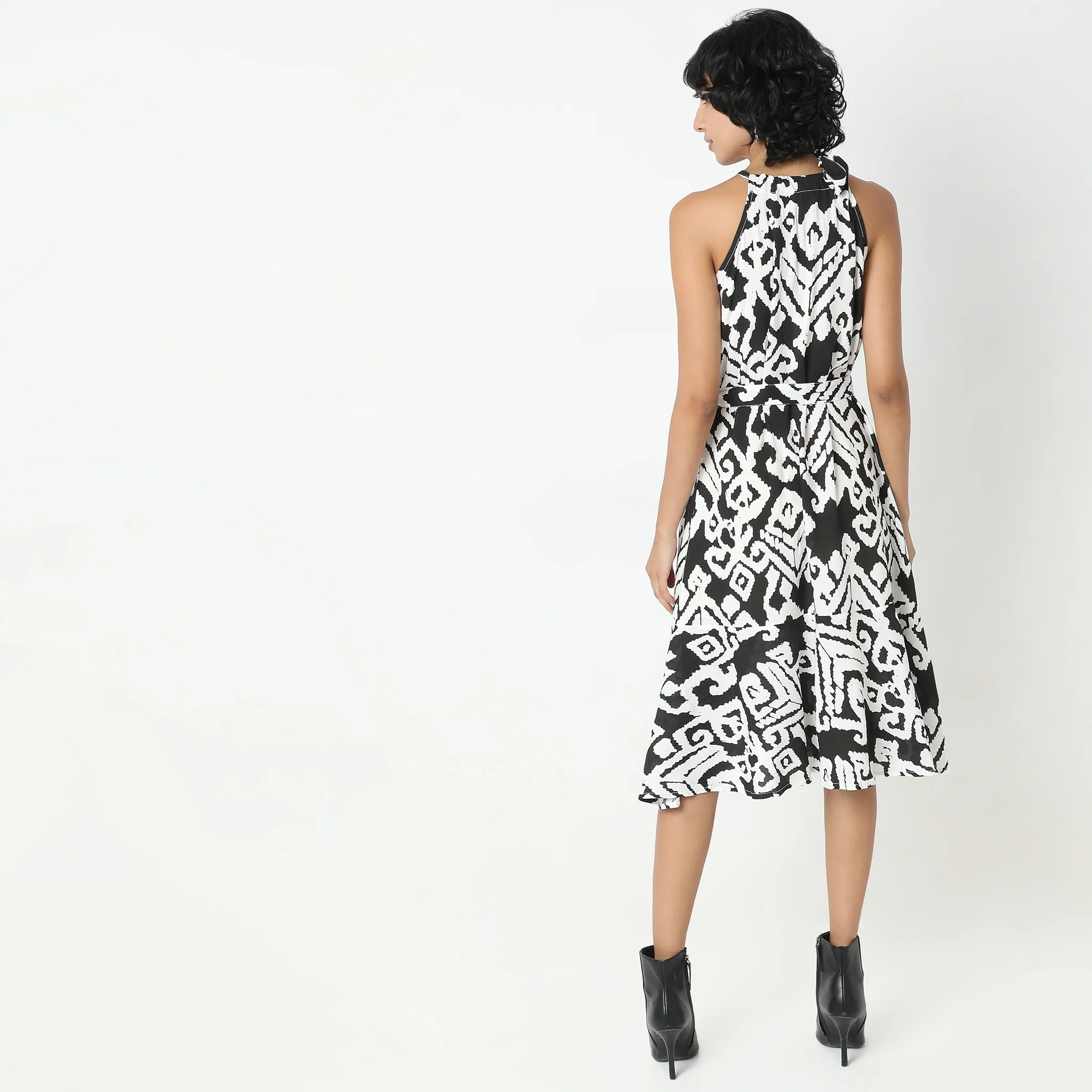 Flare Fit Printed Dress - Image 3
