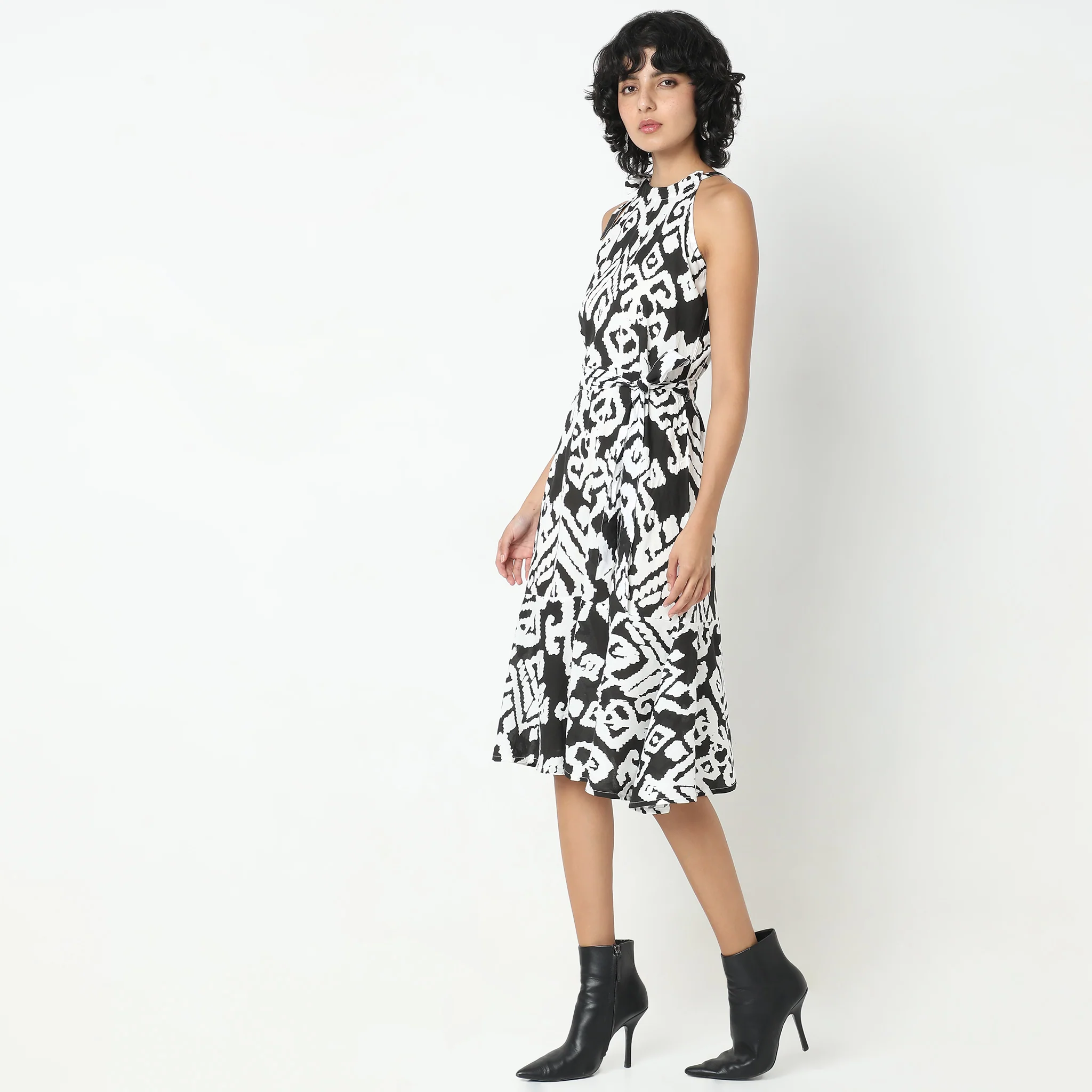 Flare Fit Printed Dress - Image 5