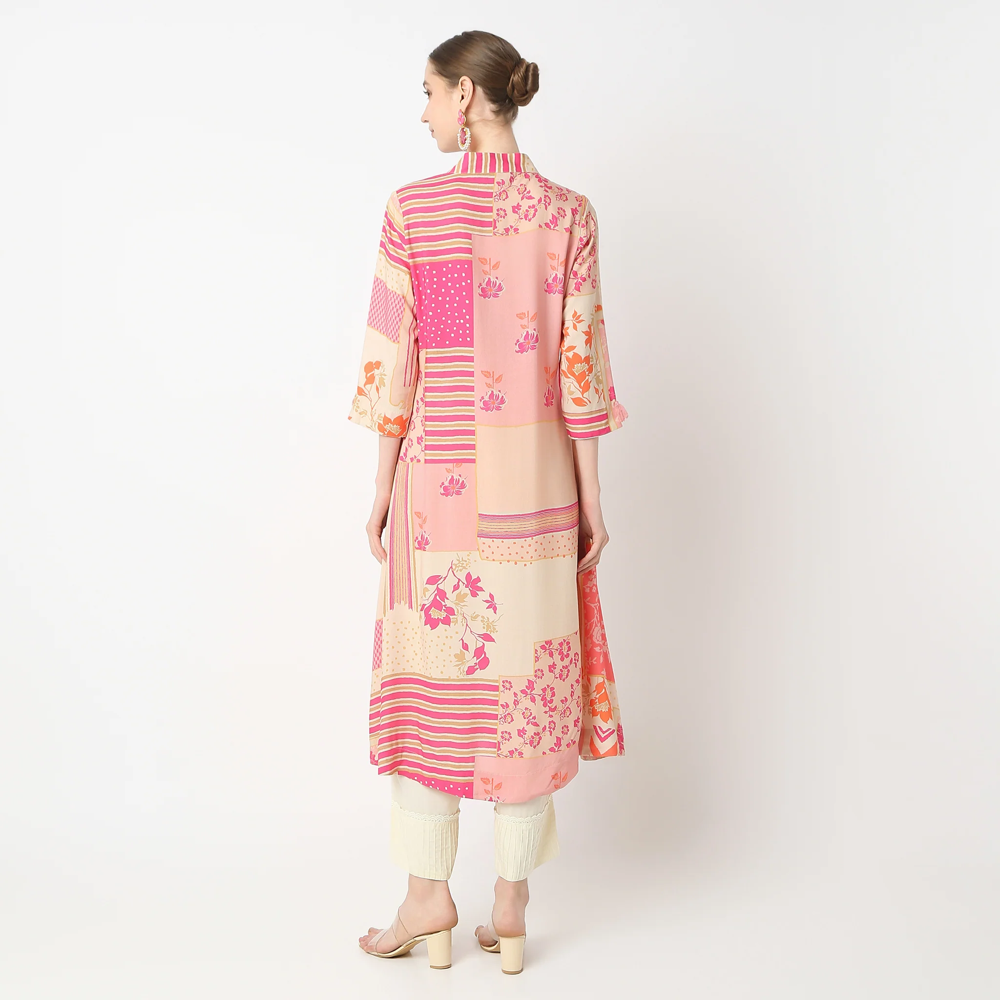 Flare Fit Printed Below Knee V-Neck A-Line Kurta - Image 3