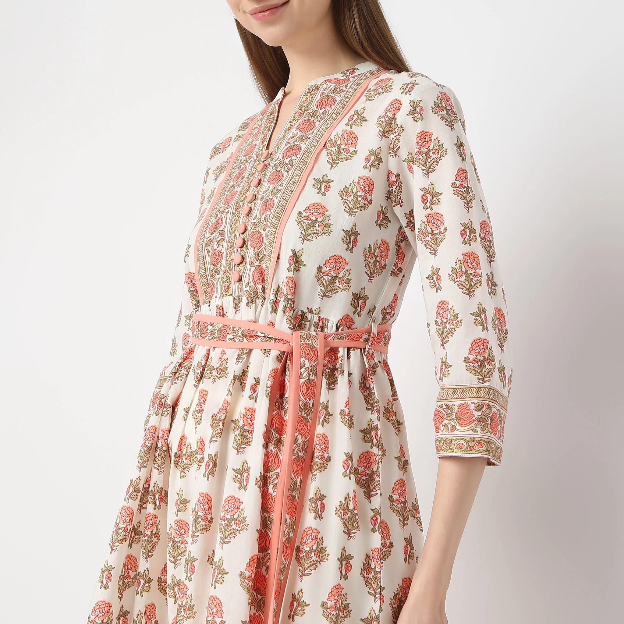 Flare Fit Printed Below Knee Band Collar Kurta - Image 4
