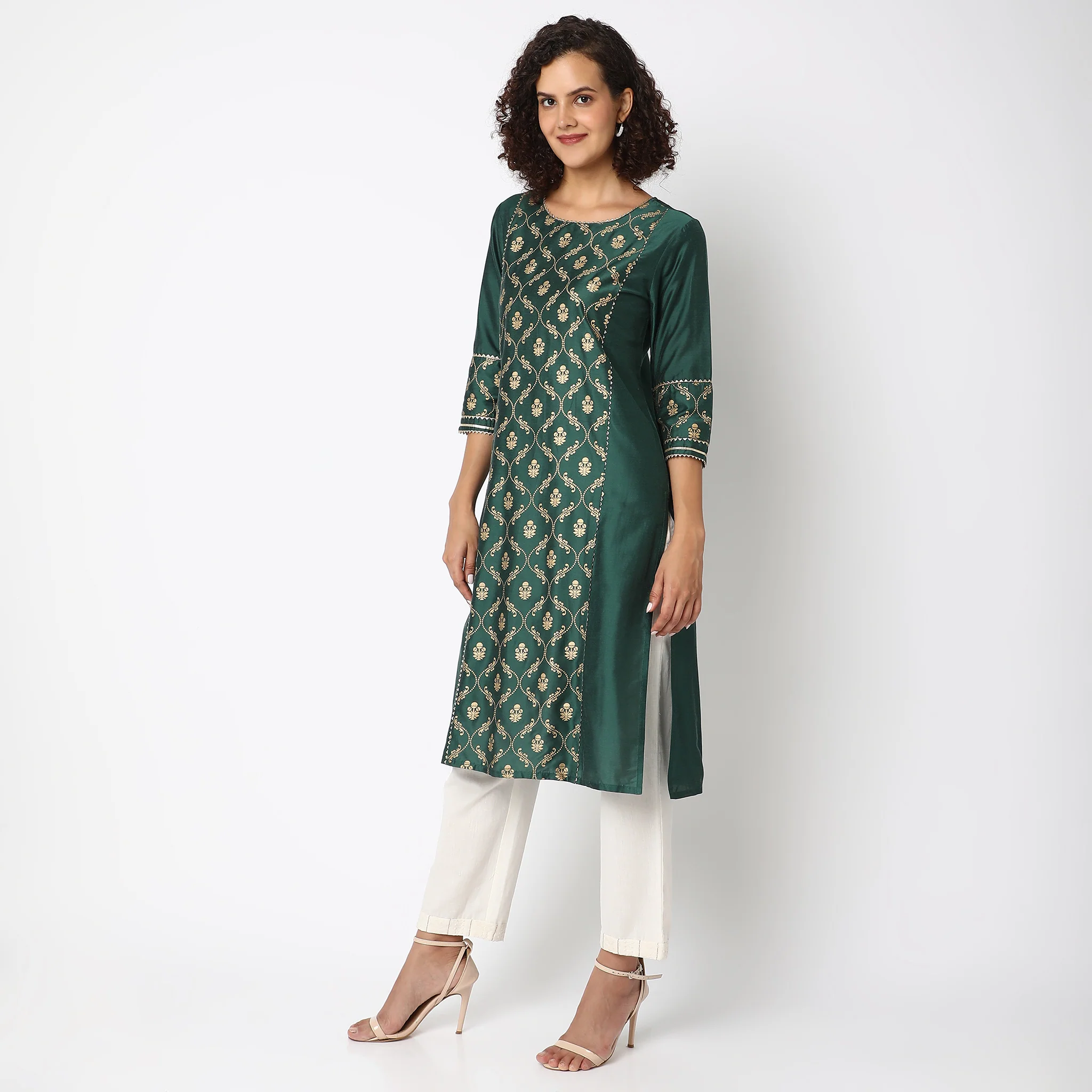 Flare Fit Printed Kurta - Image 5