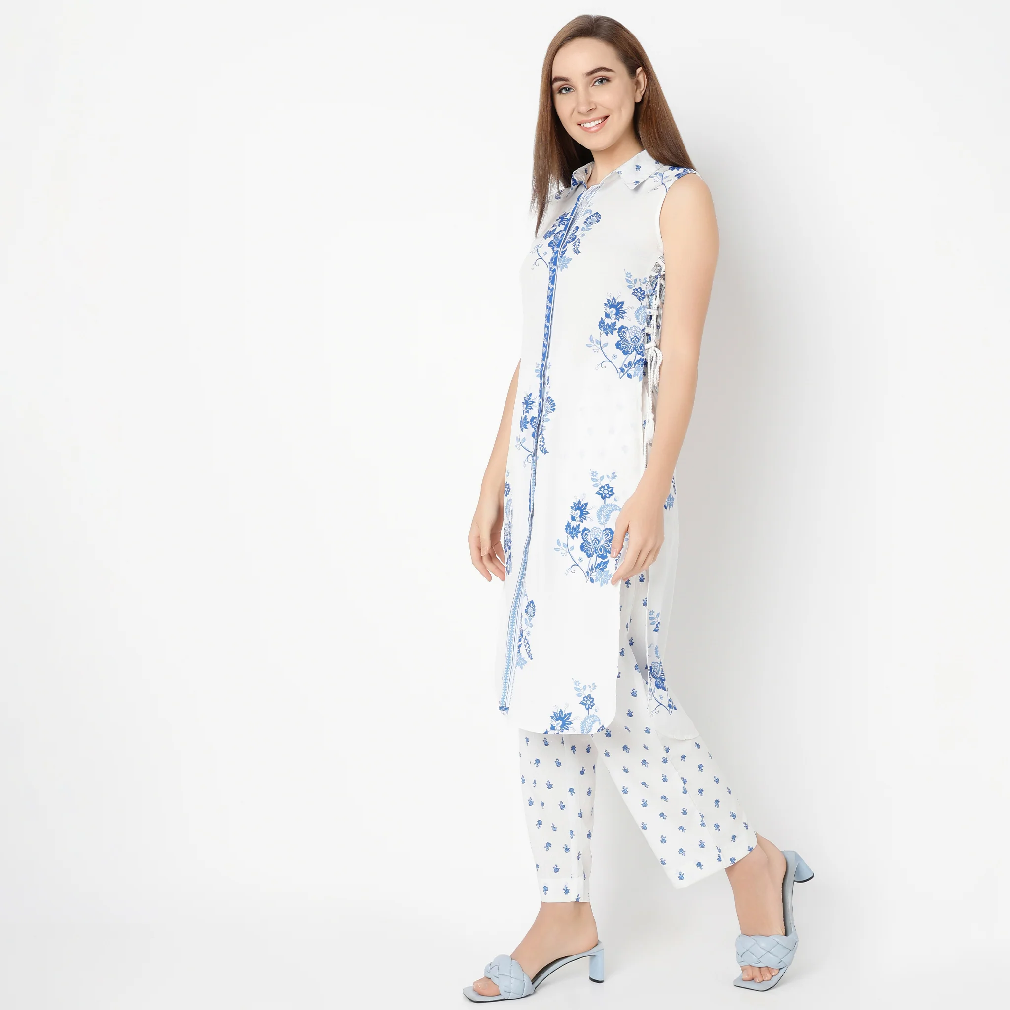 Button Down Printed Kurta - Image 5